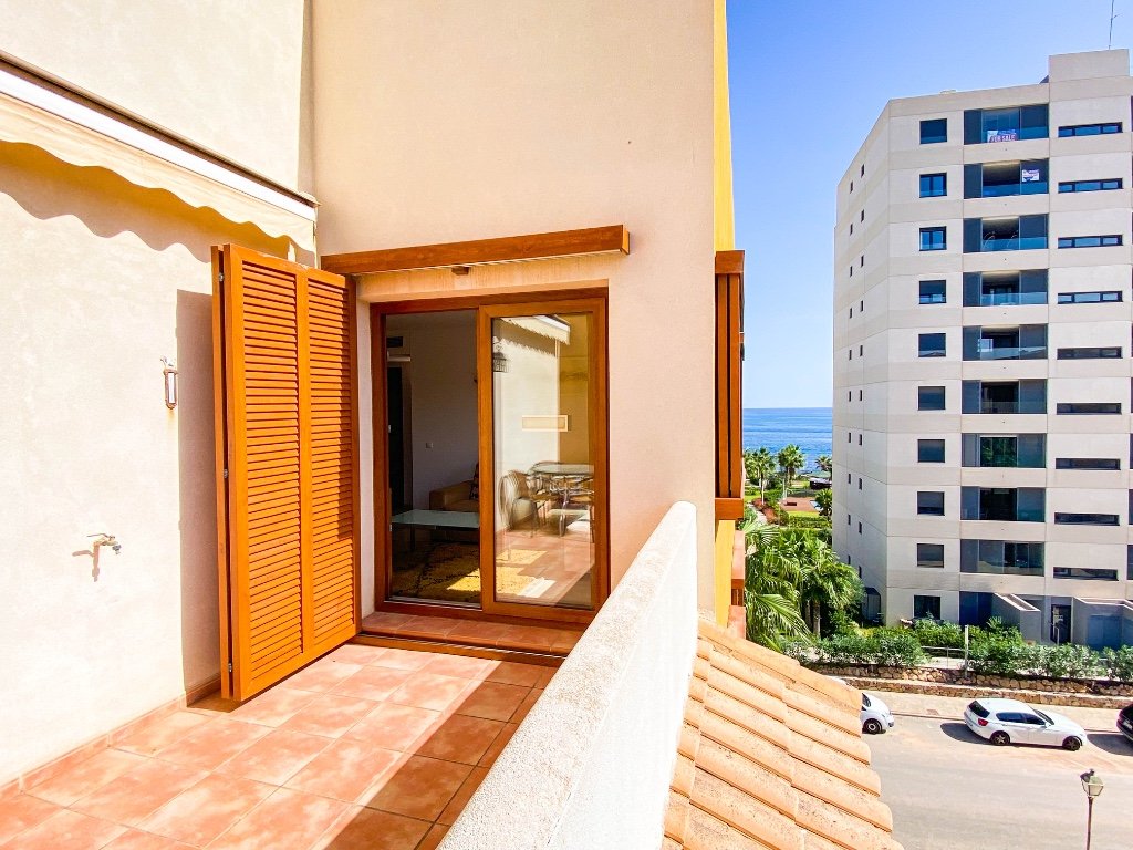 Квартира в Пунта Прима, Аликанте, Испания 2 спальни, 65м2 №145407