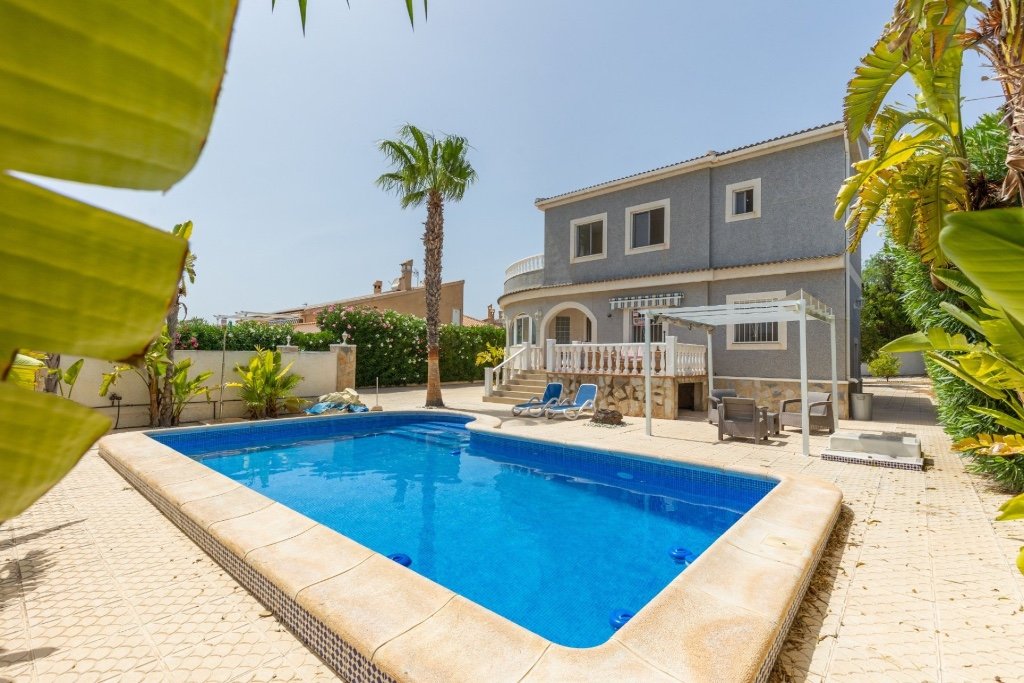 Villa in San Fulgencio, Alicante, Spanien 5 Schlafzimmer, 273 m2 Nr. 145408