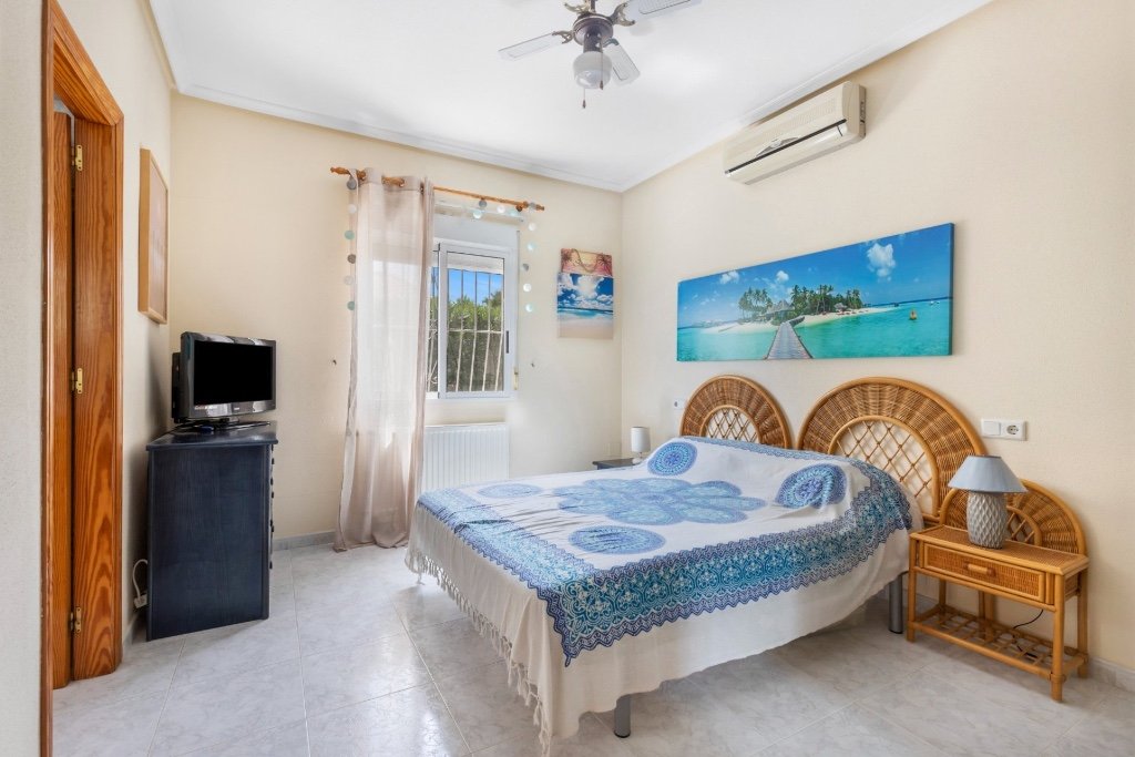 Villa in San Fulgencio, Alicante, Spanien 5 Schlafzimmer, 273 m2 Nr. 145408