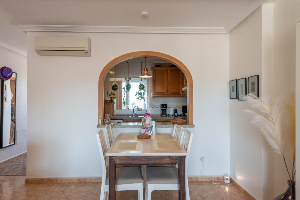Квартира в Вилламартин, Аликанте, Испания 2 спальни, 85м2 №145411