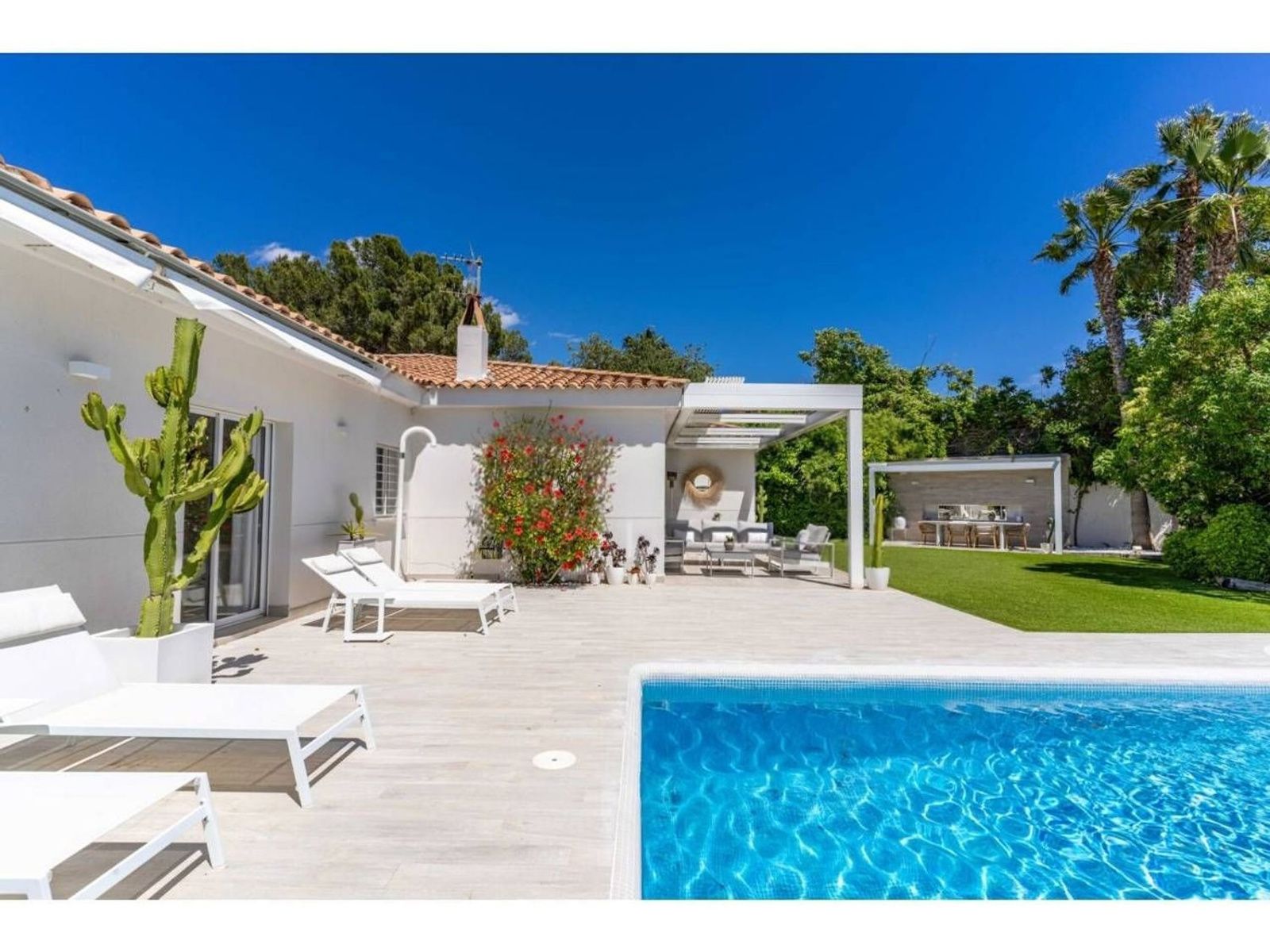 House à Sant Pere de Ribes, Barcelona, Espagne 6 chambres, 350 m2 No. 177843