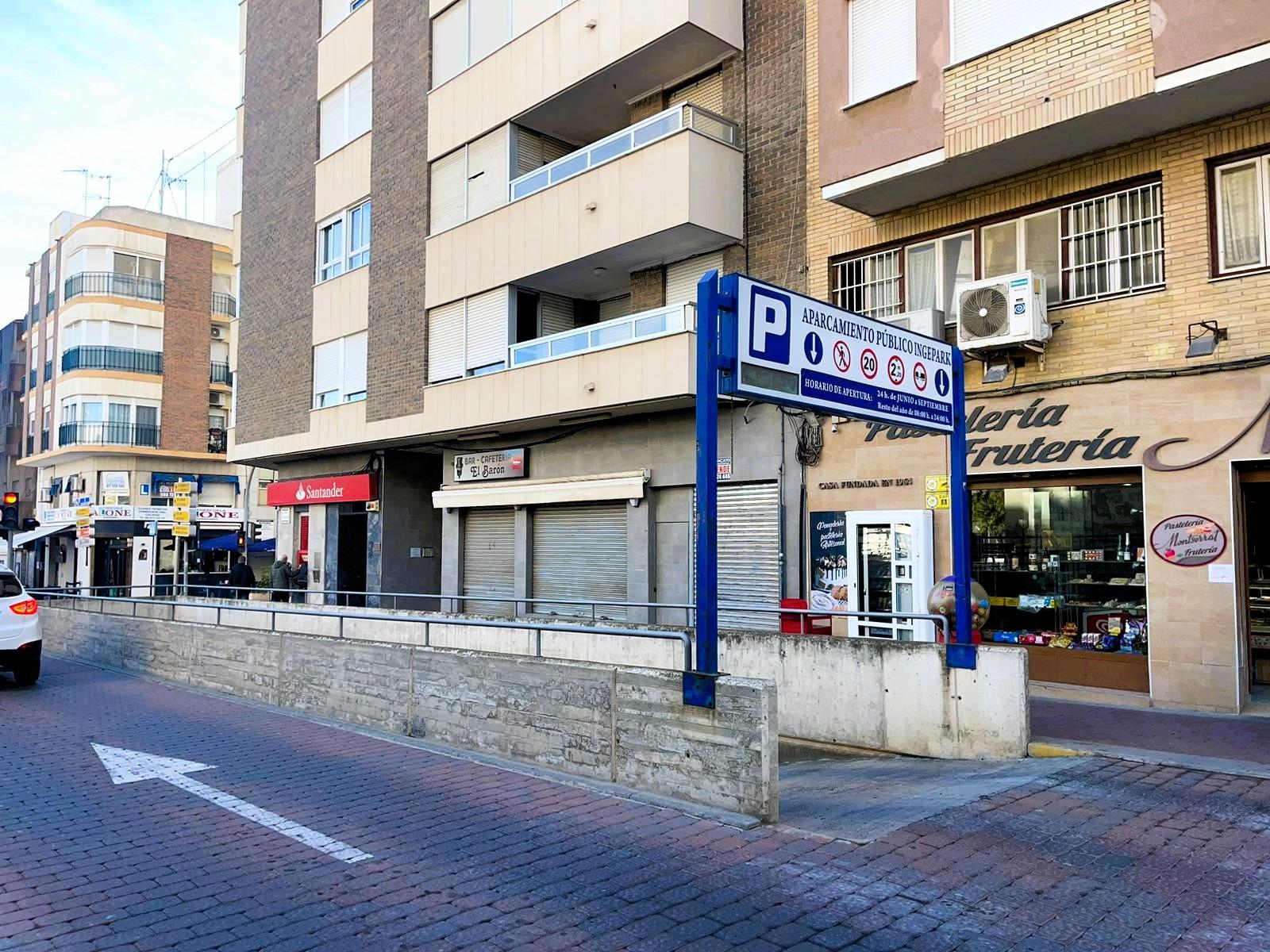 Estacionamiento en Guardamar del Segura, Alicante, España 10 m2 No. 183899
