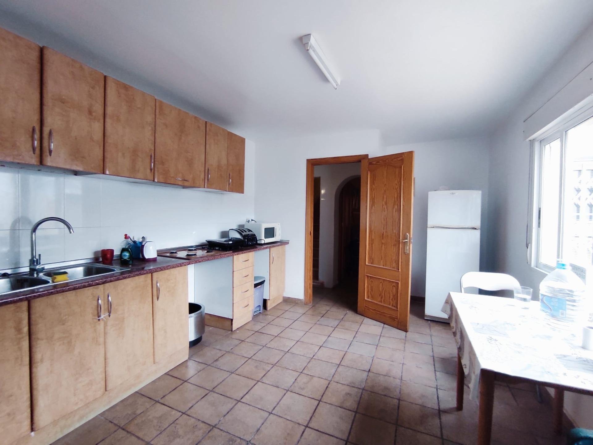 House in Benijofar, Alicante, Spain 5 bedrooms, 240 sq.m. No. 183903