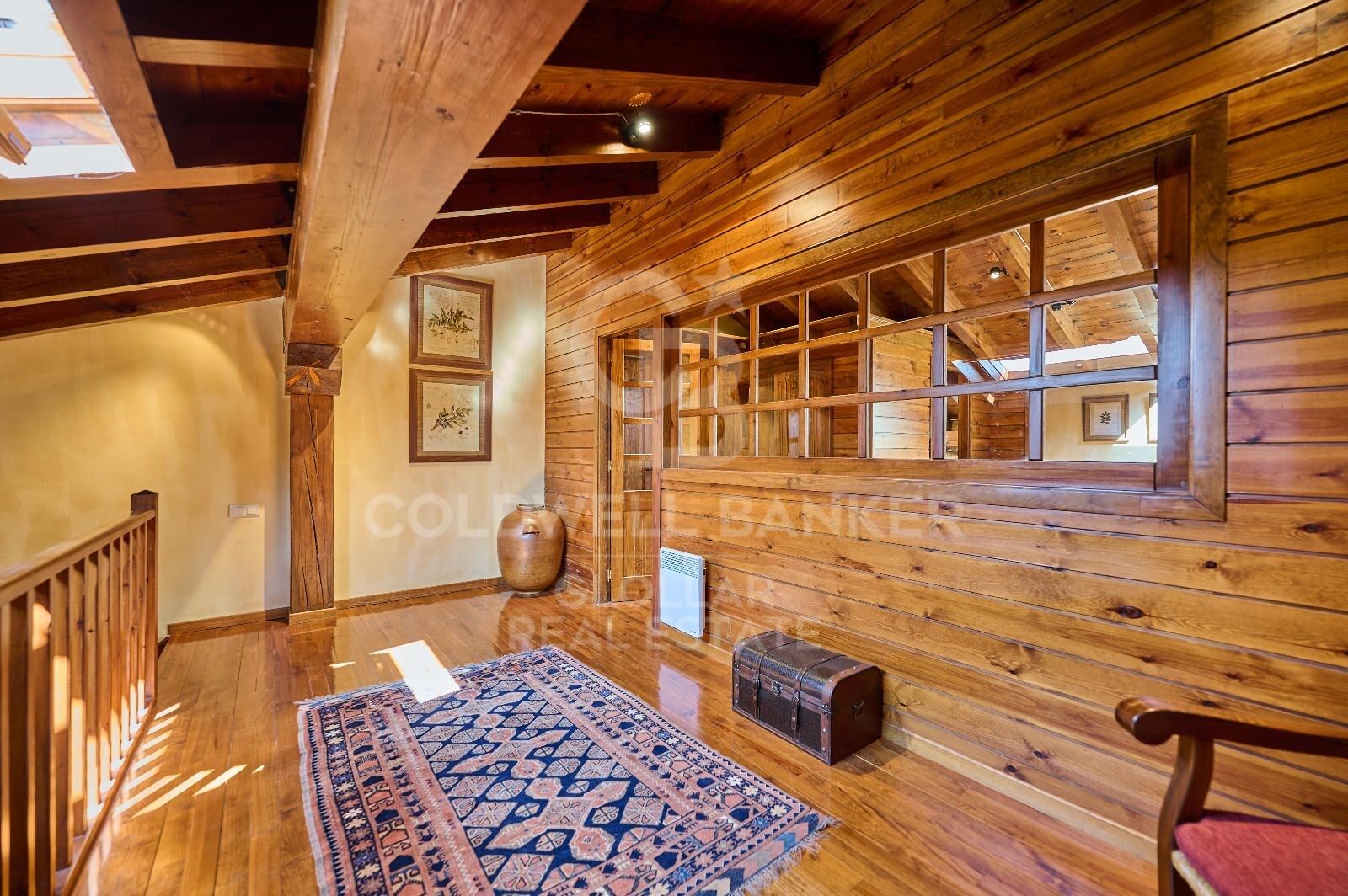Trīņu māja Girona, Spānijā 4 istabas, 200 m2 Nr. 160099