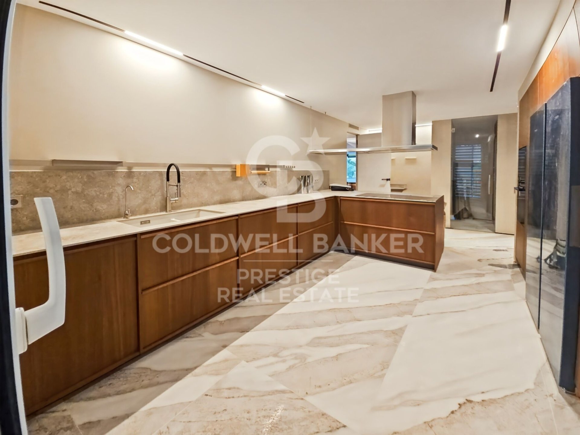 Apartamento en Barcelona, España 5 dormitorios, 280 m2 No. 160096