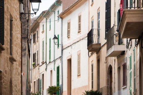 Commercial property in Calafell, Tarragona, Spain 1100 sq.m. No. 78410