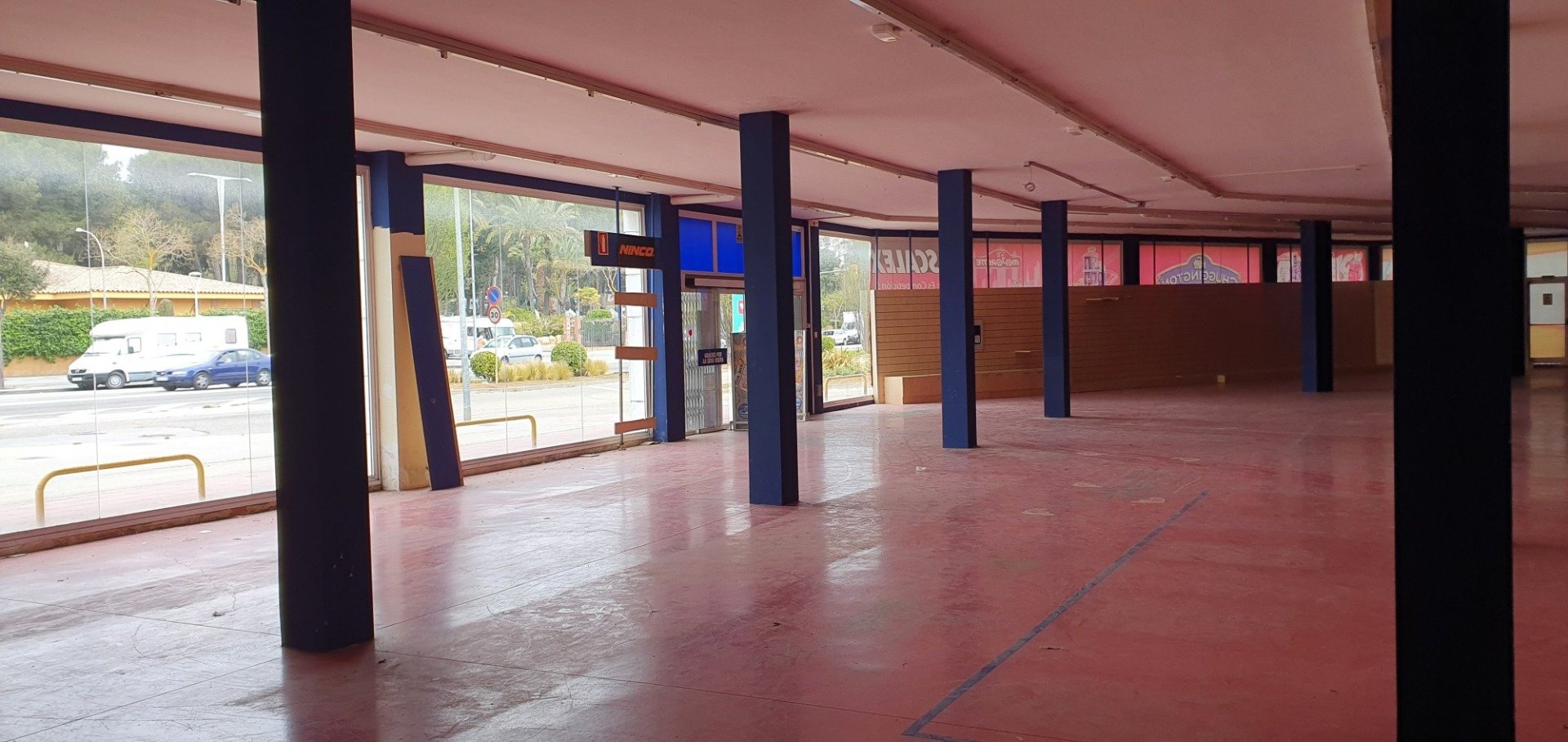 Commercial property in Lloret de Mar, Girona, Spain 2174 sq.m. No. 180620