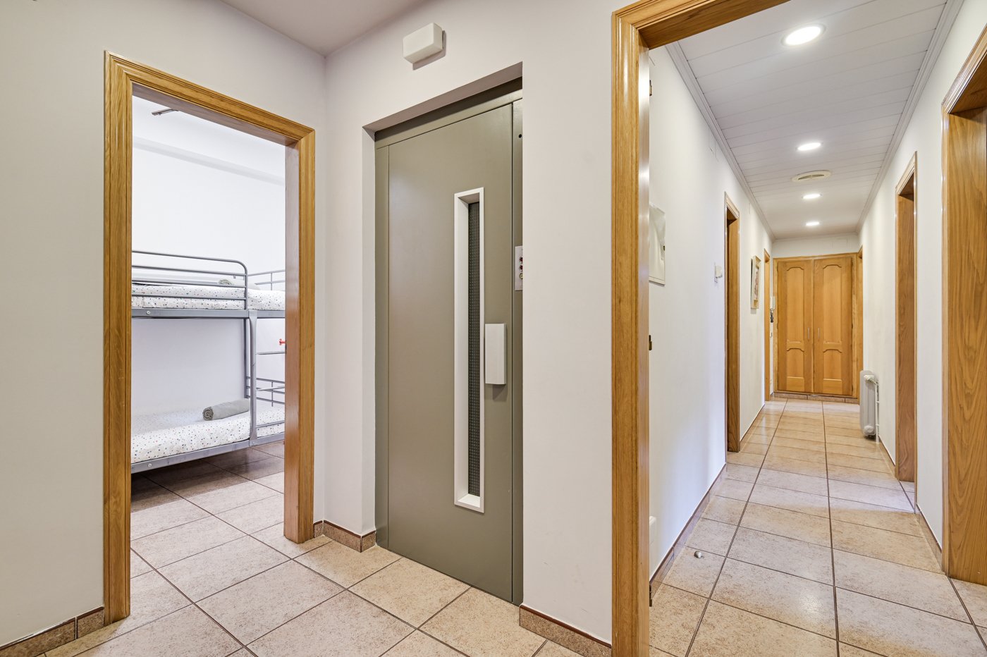 Villa à Lloret de Mar, Girona, Espagne 6 chambres, 490 m2 No. 180625
