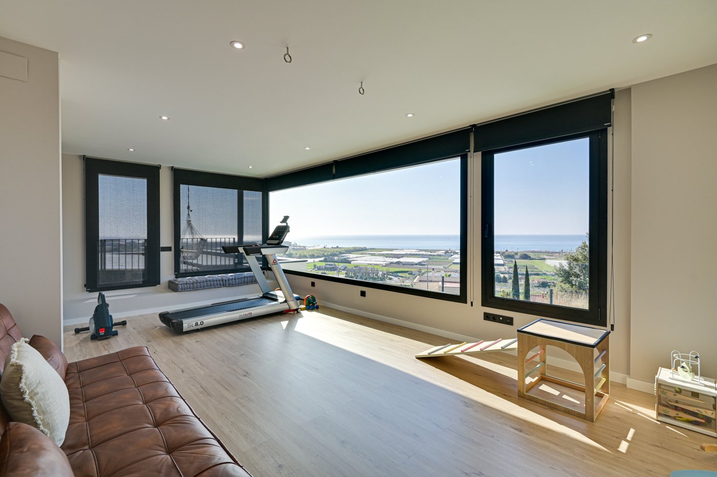 Villa in Santa Susanna, Barcelona, Spain 6 bedrooms, 445 sq.m. No. 180623