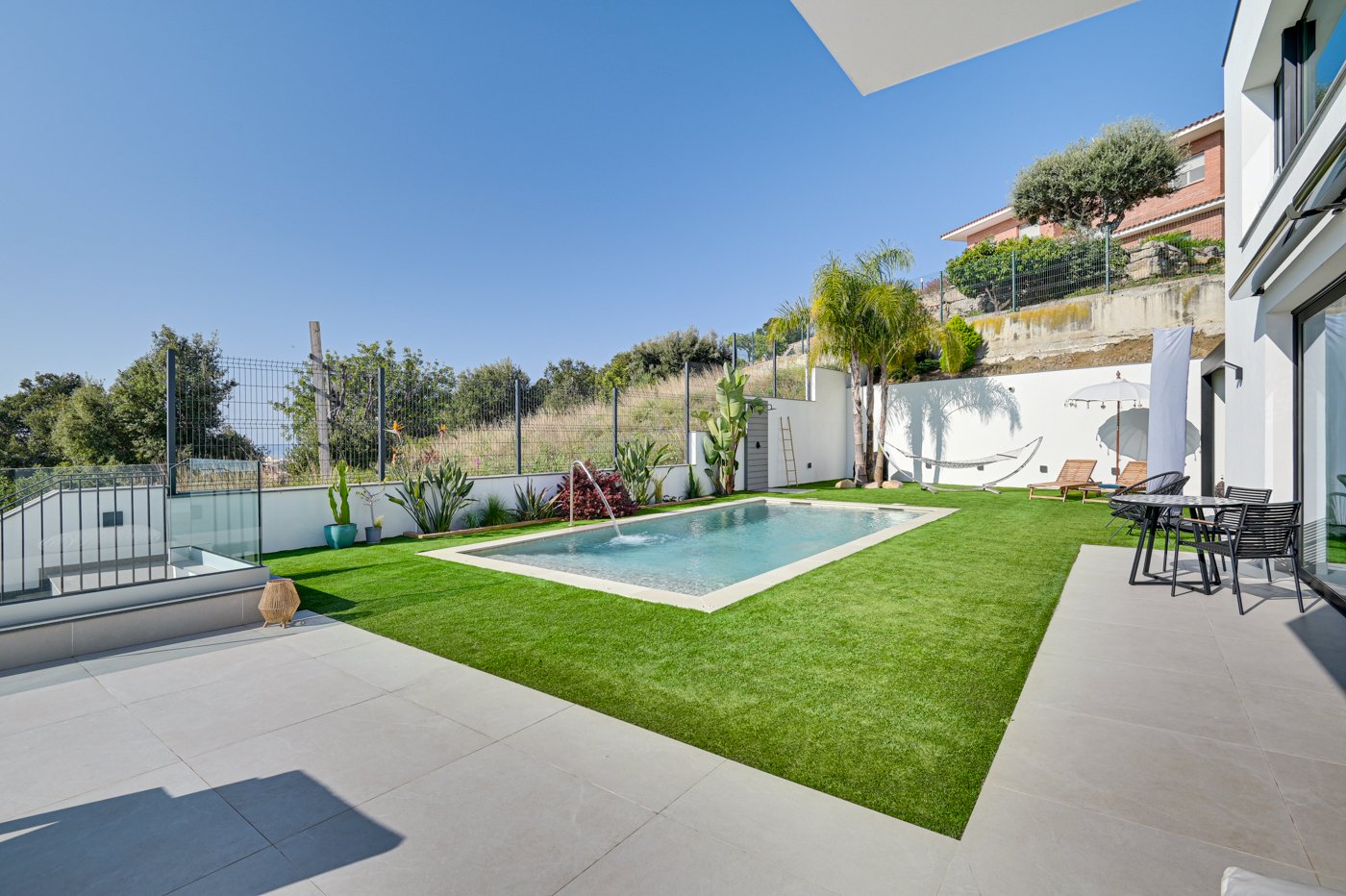 Villa in Santa Susanna, Barcelona, Spain 6 bedrooms, 445 sq.m. No. 180623