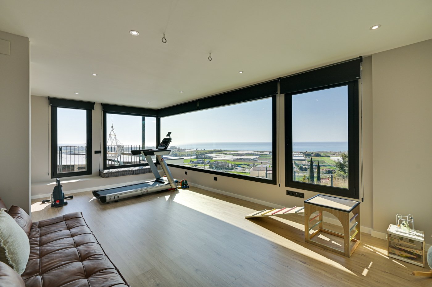 Villa in Santa Susanna, Barcelona, Spain 6 bedrooms, 445 sq.m. No. 180623