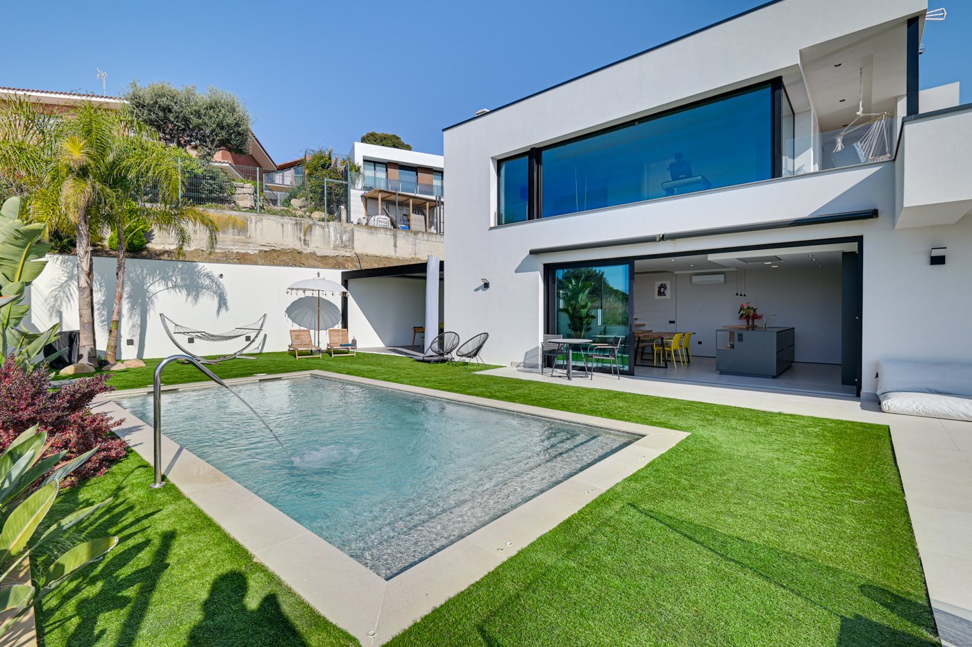 Villa in Santa Susanna, Barcelona, Spain 6 bedrooms, 445 sq.m. No. 180623