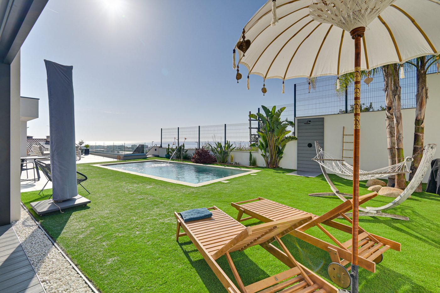 Villa in Santa Susanna, Barcelona, Spain 6 bedrooms, 445 sq.m. No. 180623