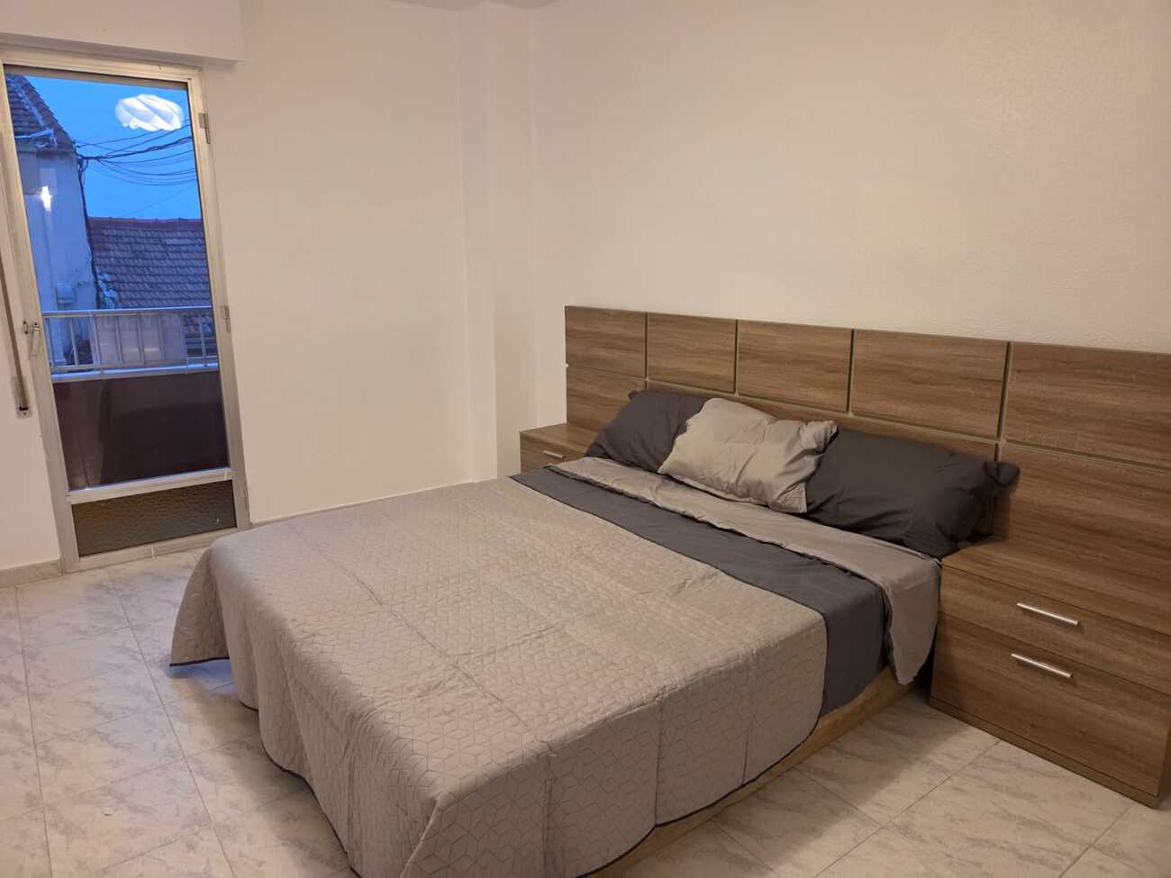 Apartment à Torrevieja, Alicante, Espagne 3 chambres, 95 m2 No. 193191