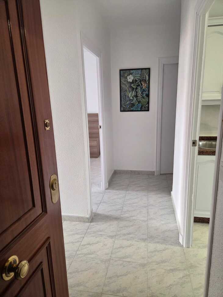 Apartment à Torrevieja, Alicante, Espagne 3 chambres, 95 m2 No. 193191