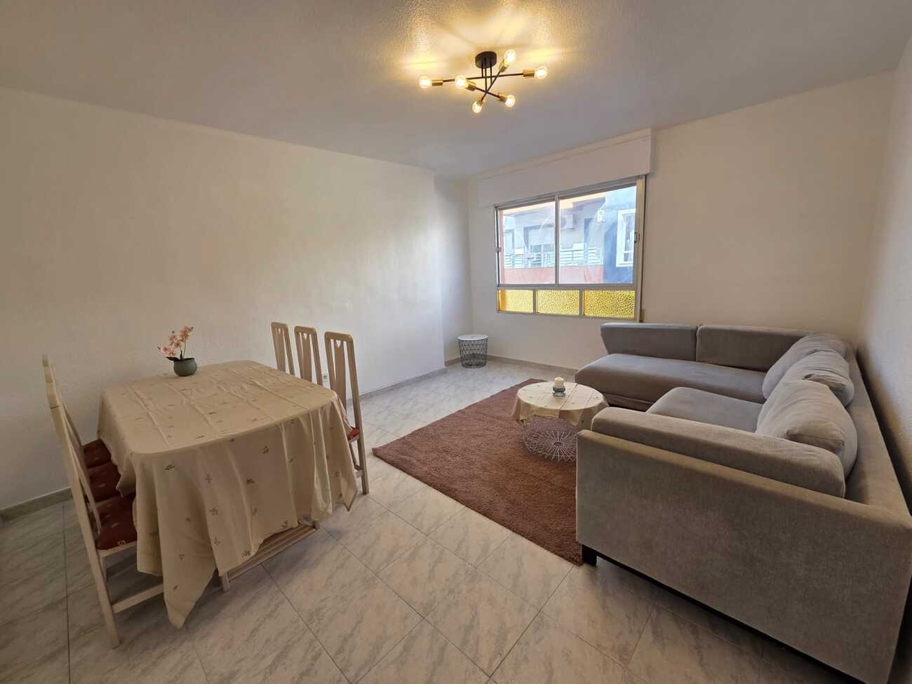 Apartment à Torrevieja, Alicante, Espagne 3 chambres, 95 m2 No. 193191