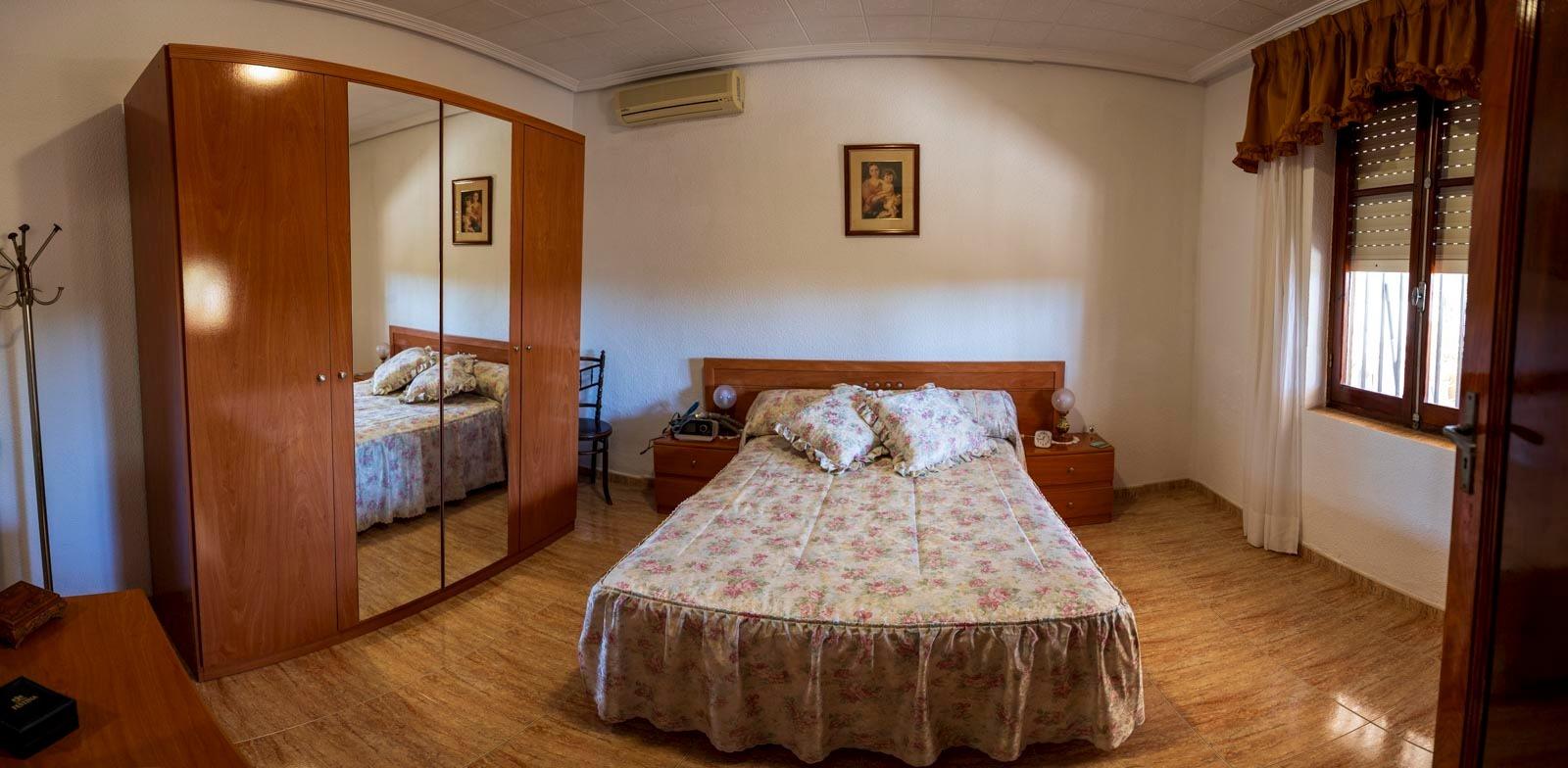 House in Santa Pola, Alicante, Spain 4 bedrooms, 258 sq.m. No. 155503