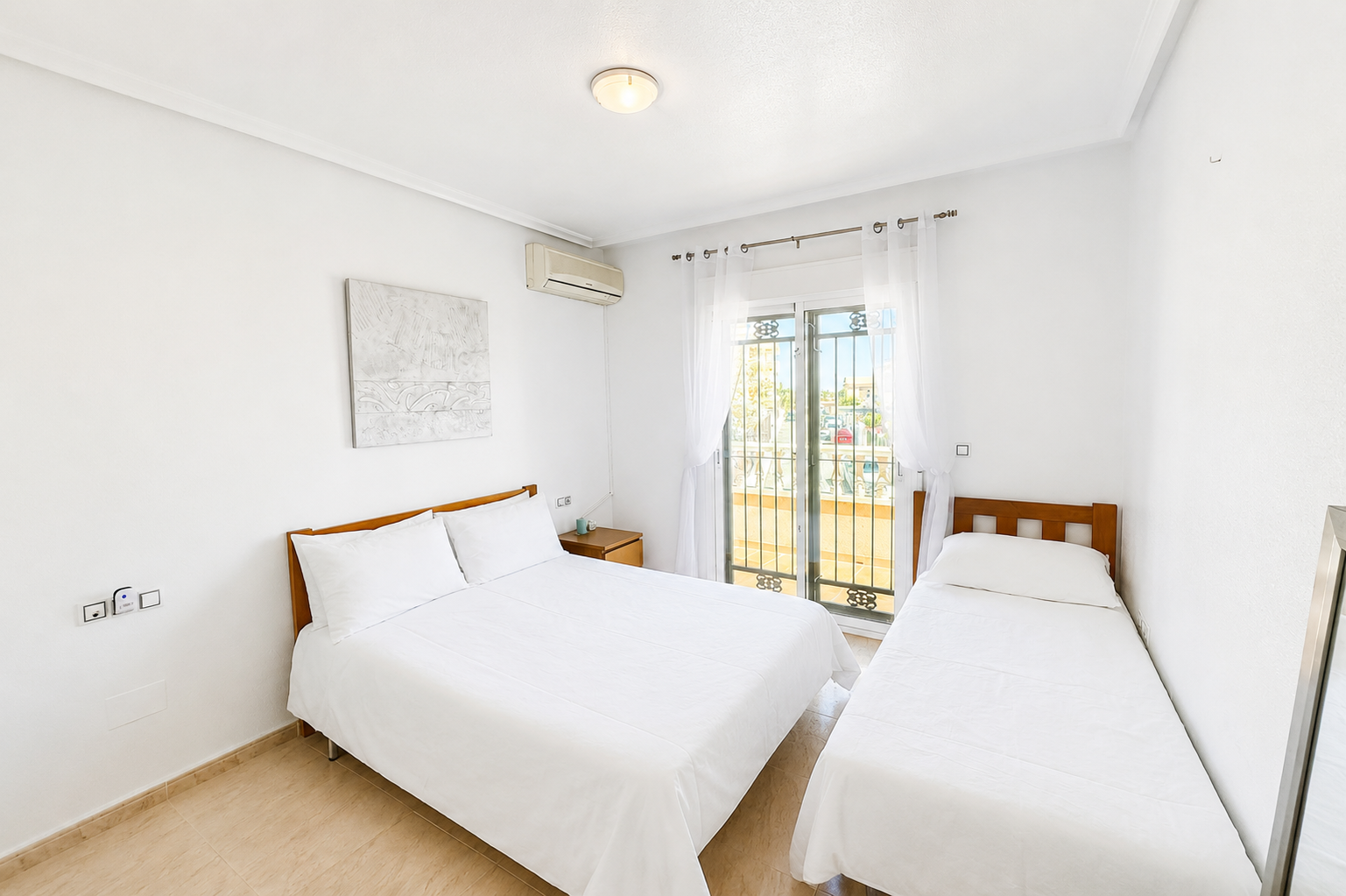 Villetta a schiera a Dehesa De Campoamor, Alicante, Spagna 3 camere da letto, 140 mq. N° 191794