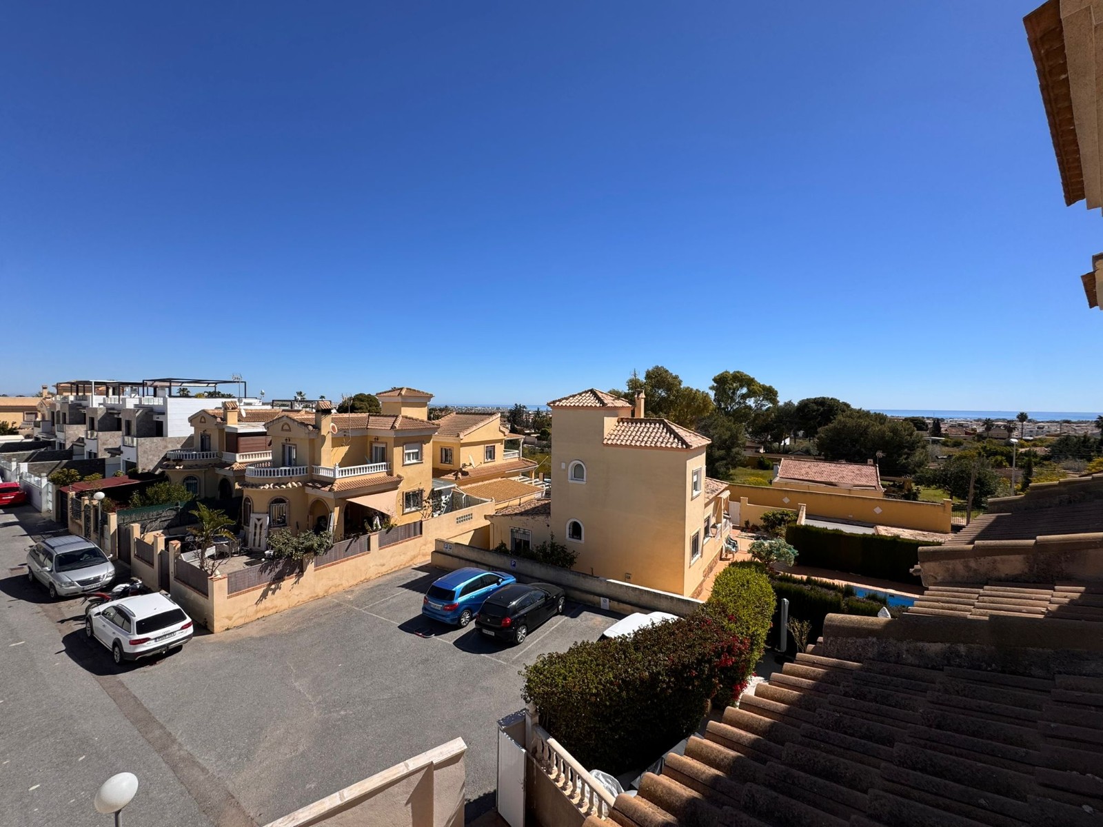 Villetta a schiera a Dehesa De Campoamor, Alicante, Spagna 3 camere da letto, 140 mq. N° 191794