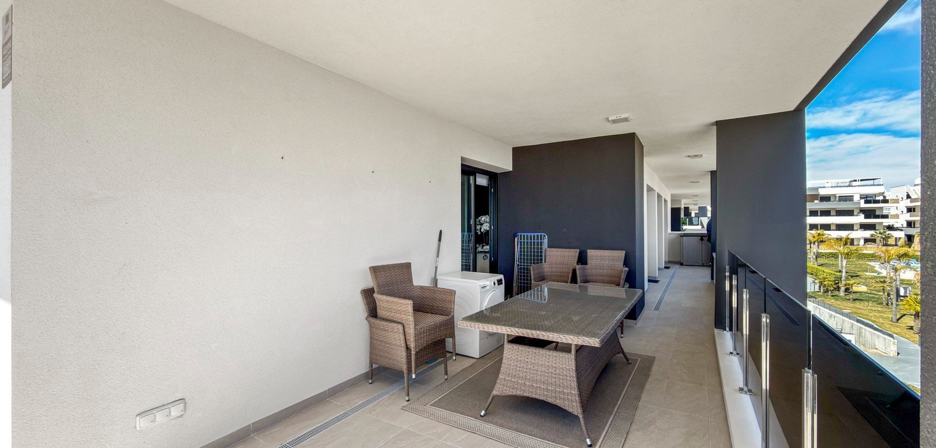Apartment in Alicante, Spain 3 bedrooms, 109 sq.m. No. 188999