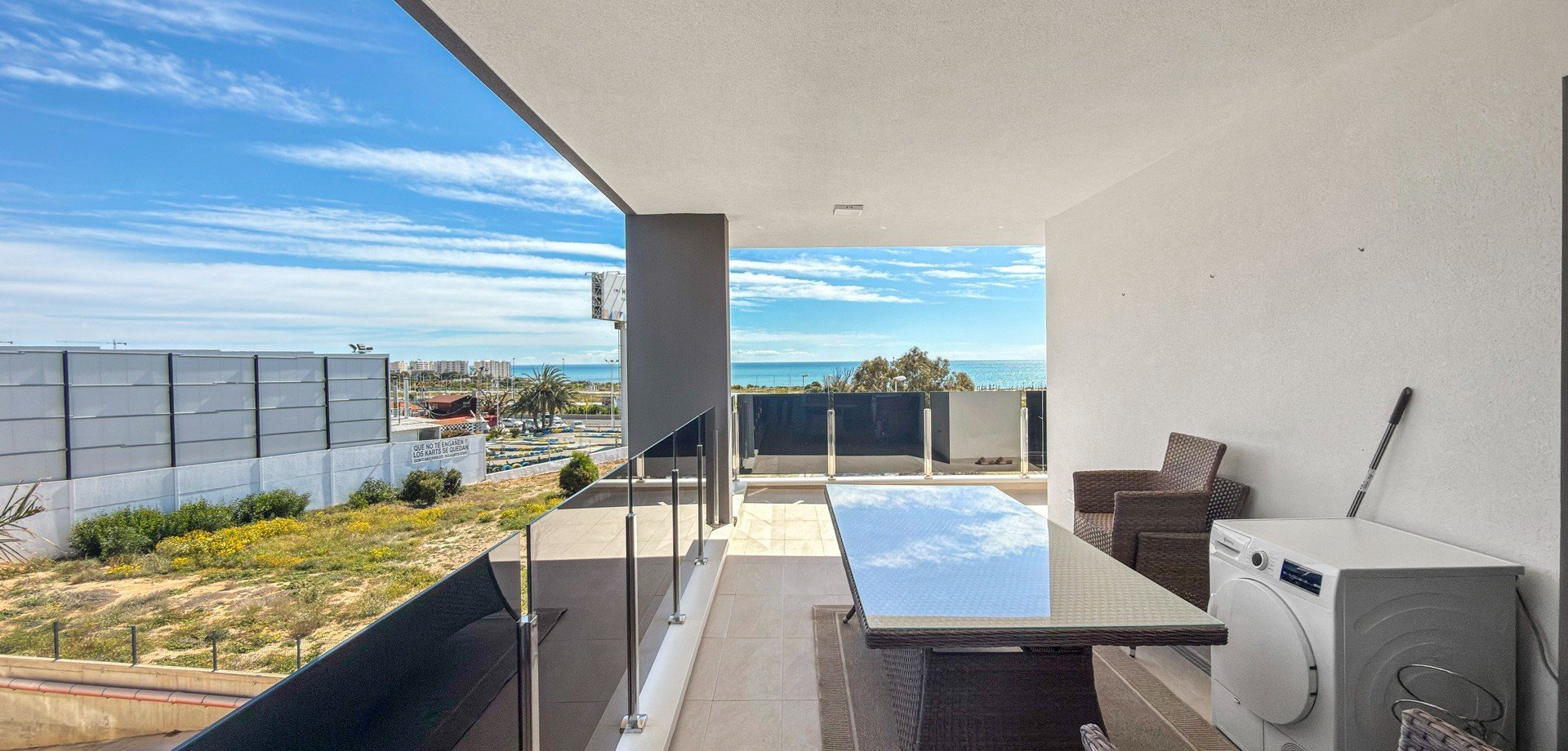 Apartment in Alicante, Spain 3 bedrooms, 109 sq.m. No. 188999
