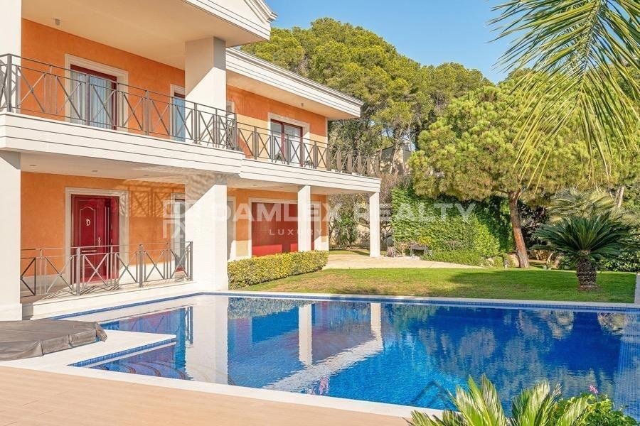 Villa in Calonge, Girona, Spain 6 bedrooms,  No. 176679