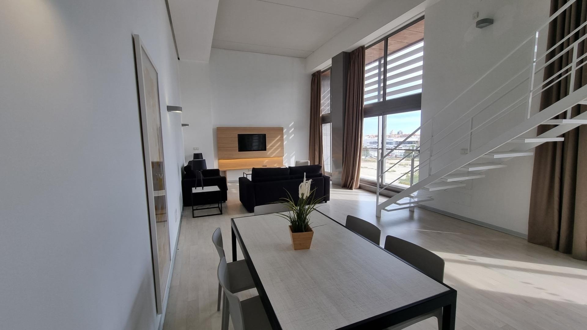 Appartamento a Valencia, Spagna 1 camera da letto, 126 mq. N° 133558