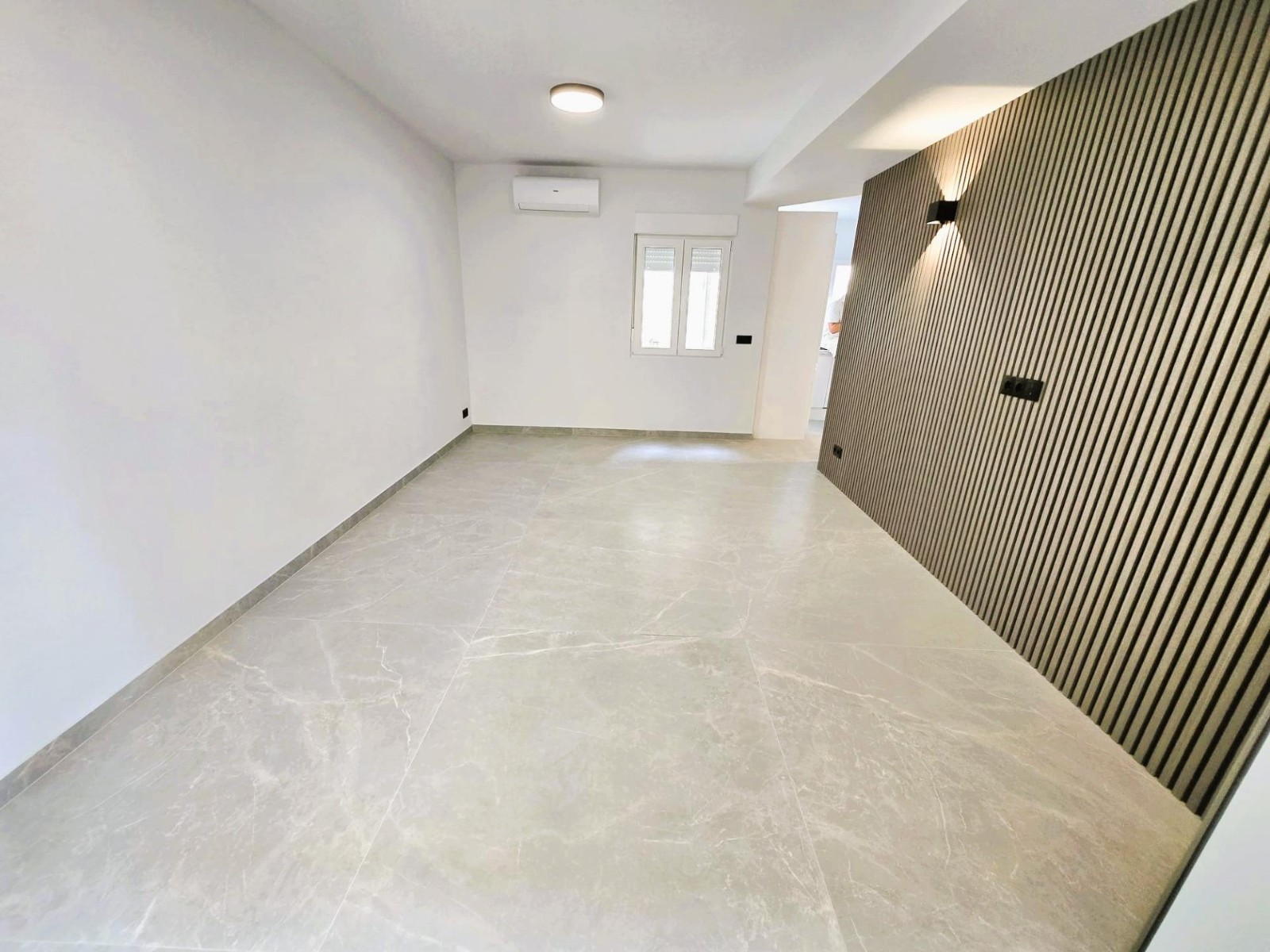 Apartment à Valencia, Espagne 2 chambres, 65 m2 No. 133559