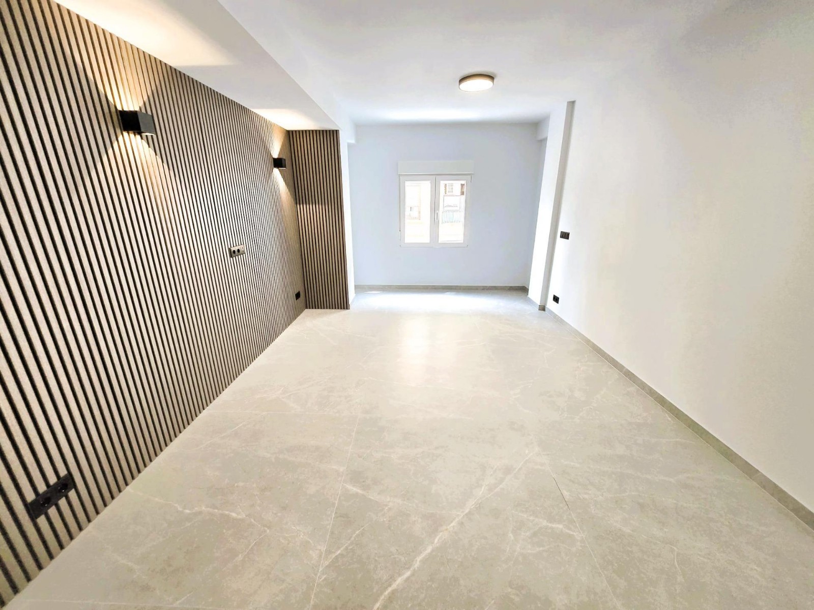 Apartment à Valencia, Espagne 2 chambres, 65 m2 No. 133559
