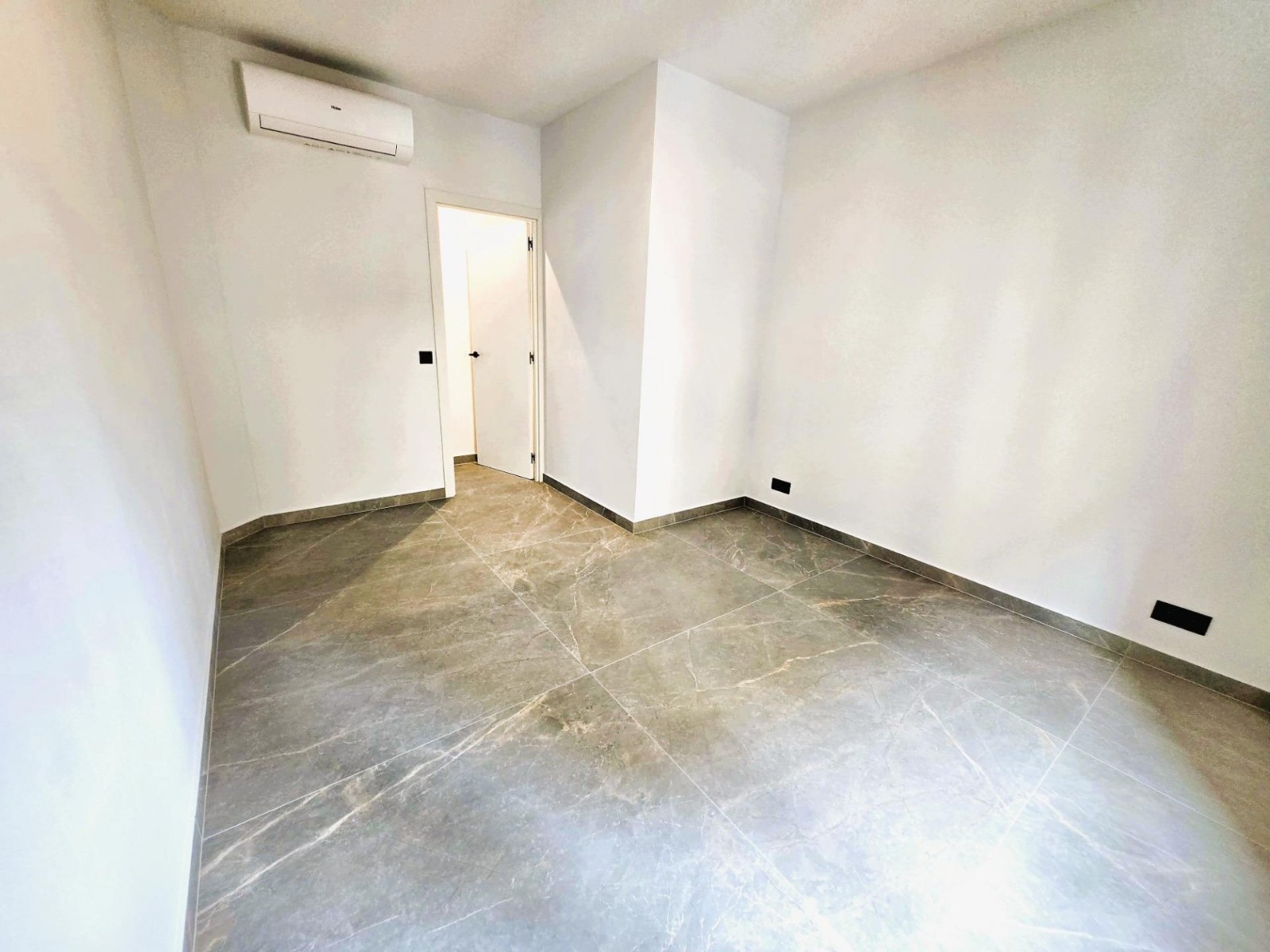 Apartment à Valencia, Espagne 2 chambres, 65 m2 No. 133559