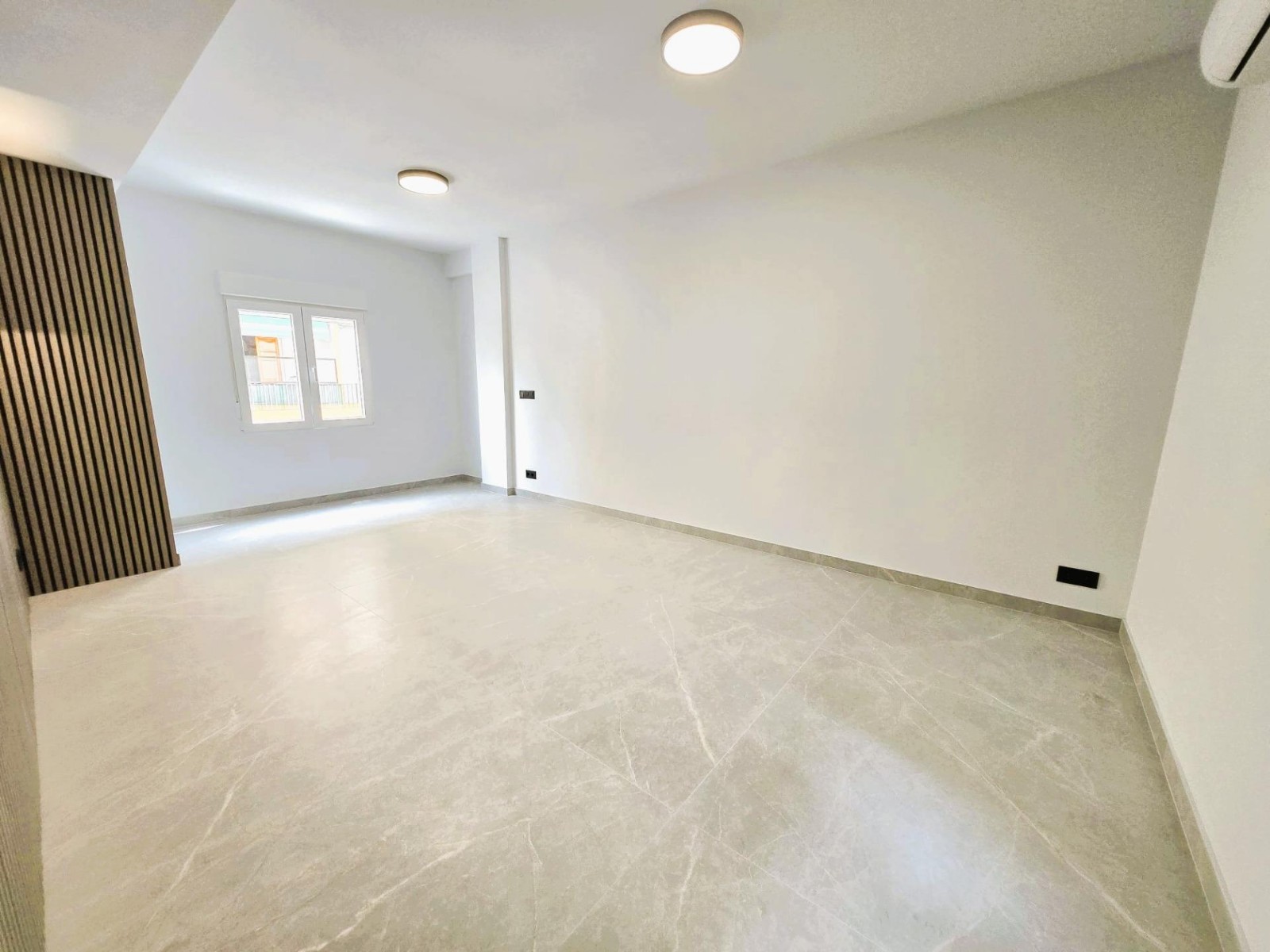 Apartment à Valencia, Espagne 2 chambres, 65 m2 No. 133559