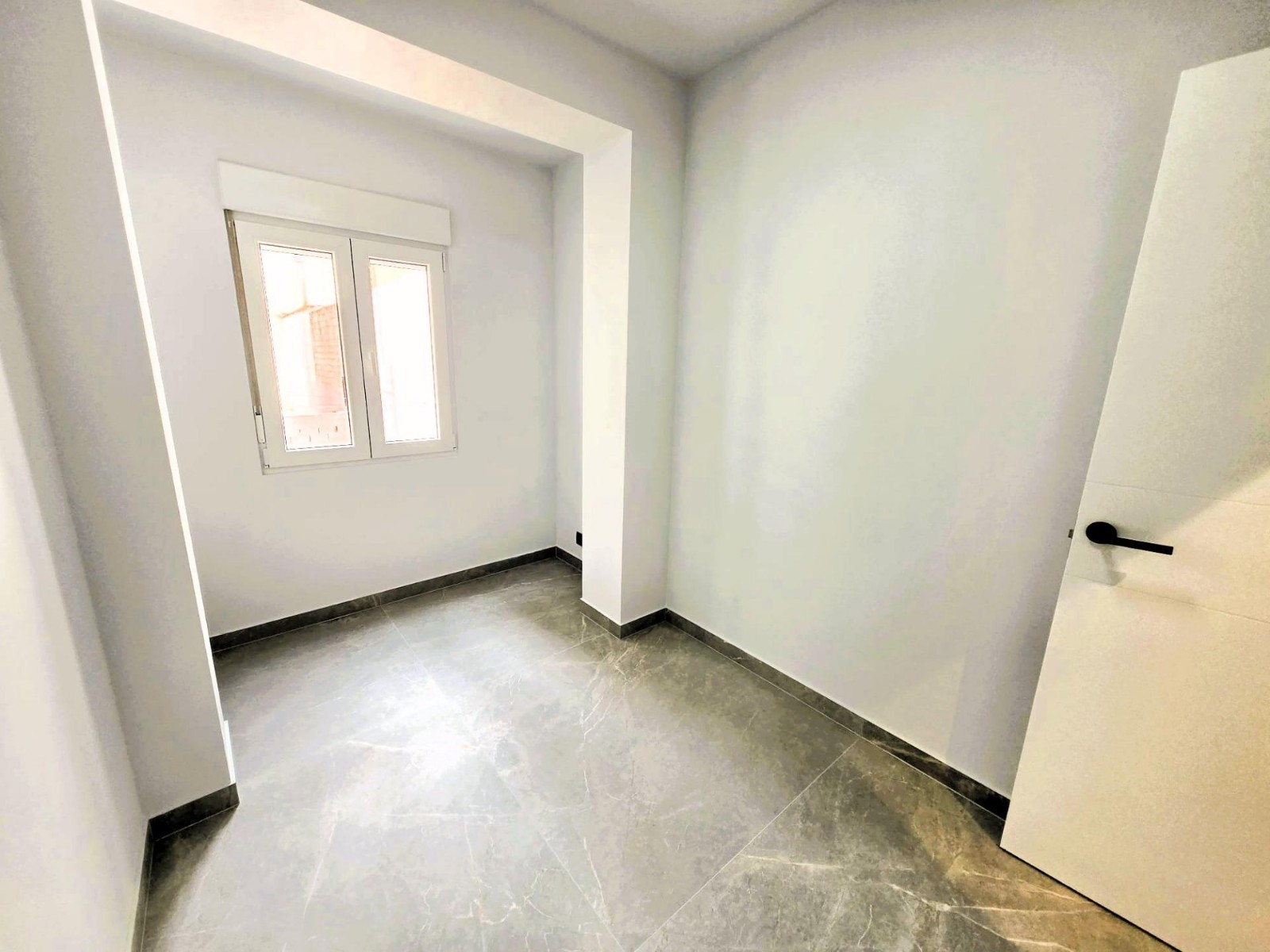 Apartment à Valencia, Espagne 2 chambres, 65 m2 No. 133559