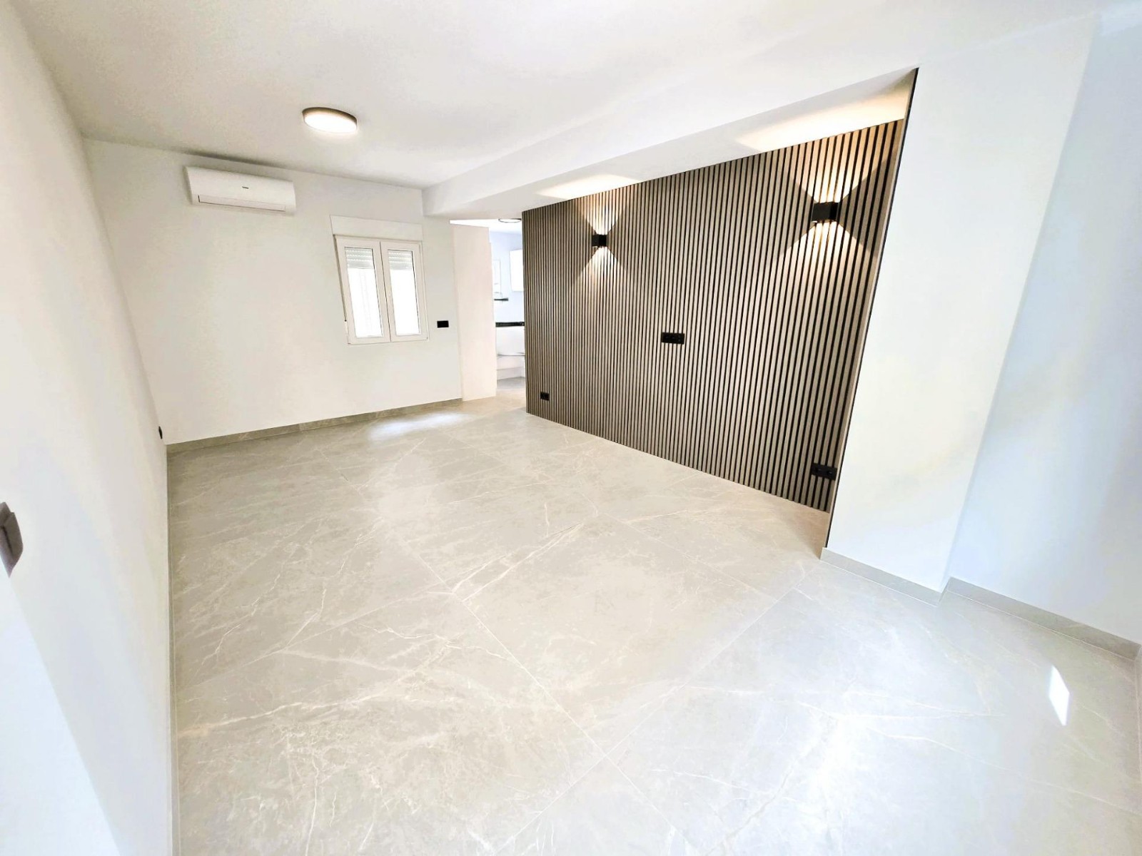 Apartment à Valencia, Espagne 2 chambres, 65 m2 No. 133559