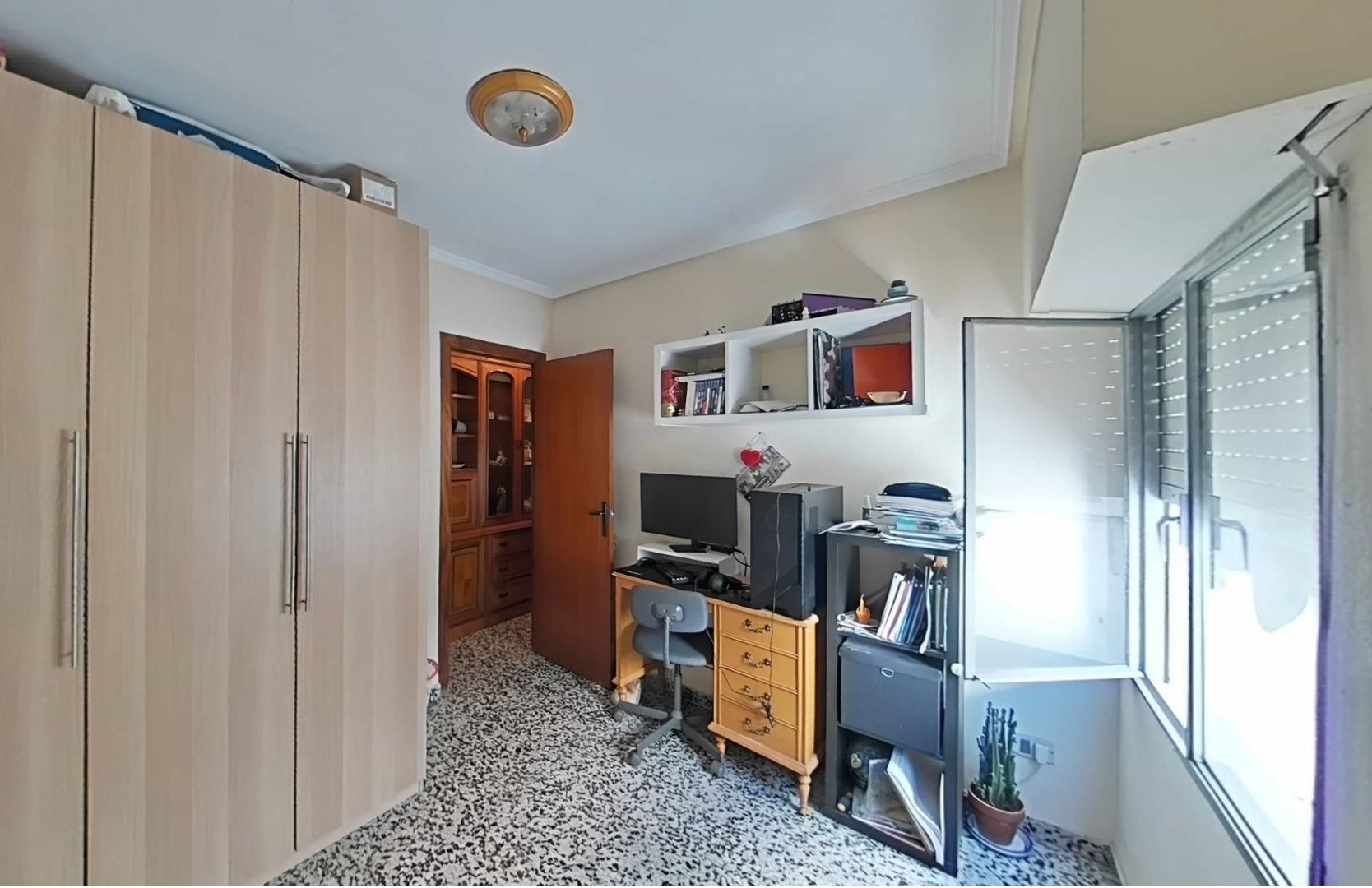 Apartament w Valencia, Hiszpania 4 sypialnie, 137 mkw. nr 133563
