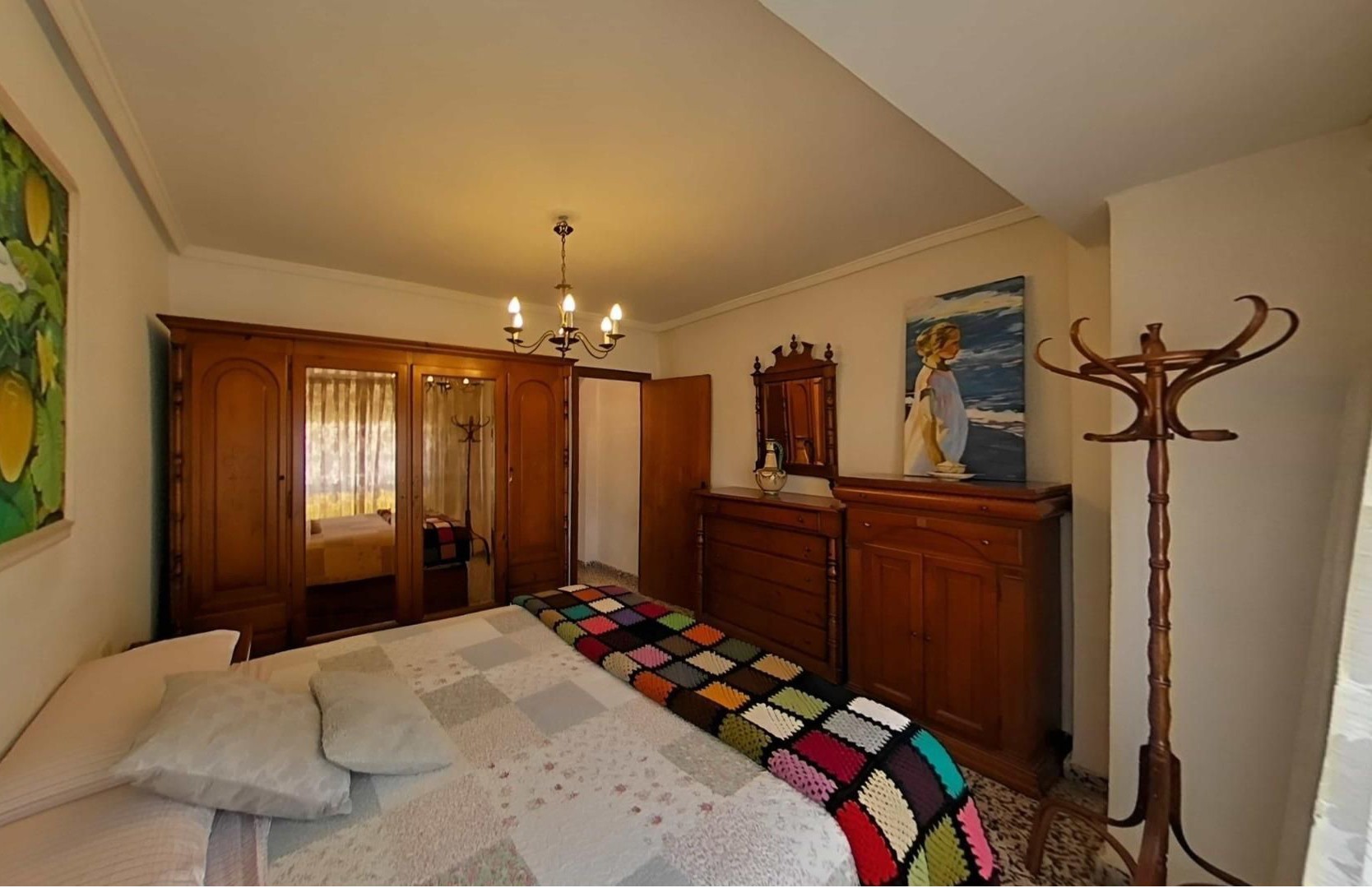 Apartament w Valencia, Hiszpania 4 sypialnie, 137 mkw. nr 133563