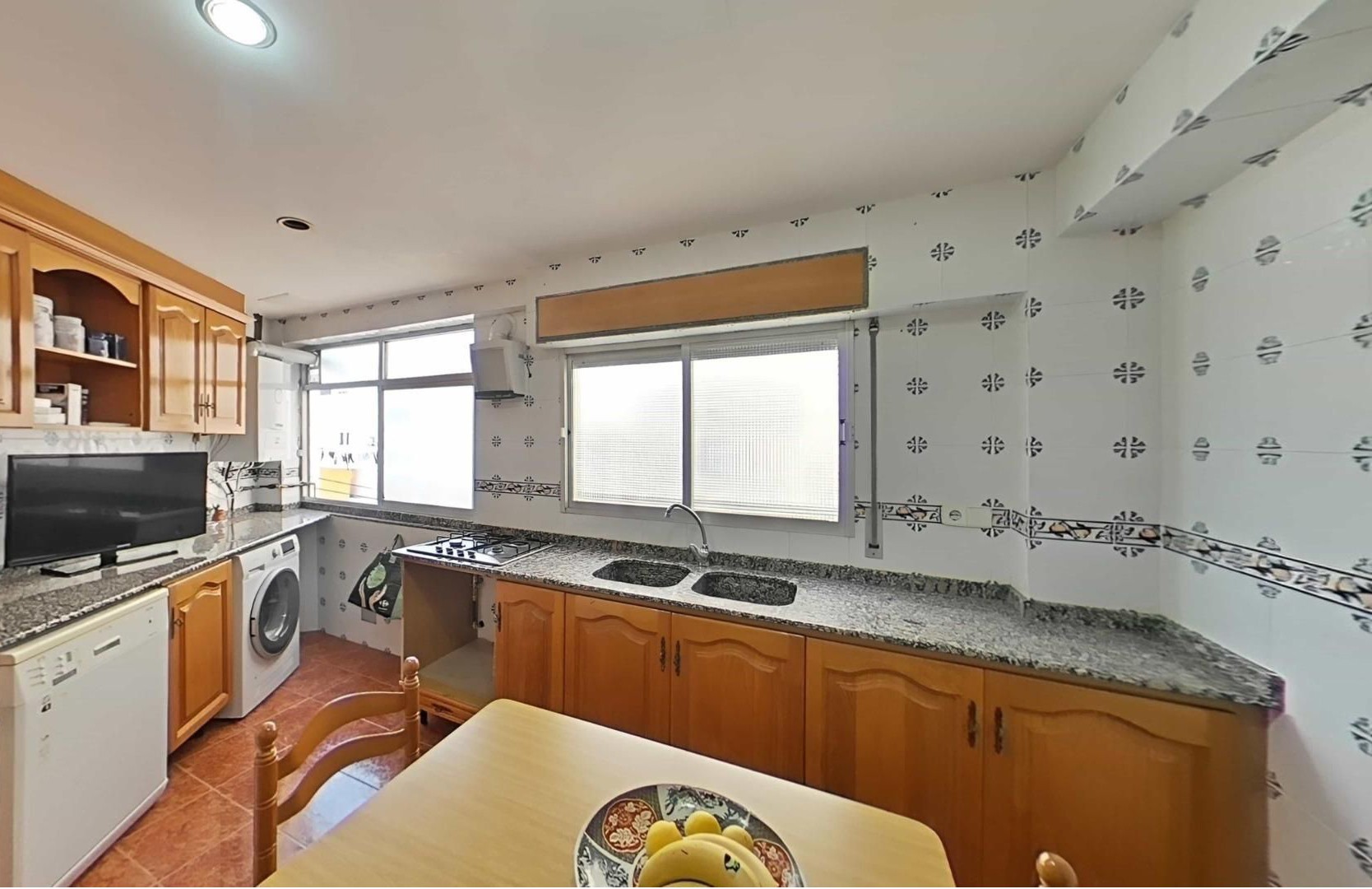 Apartament w Valencia, Hiszpania 4 sypialnie, 137 mkw. nr 133563