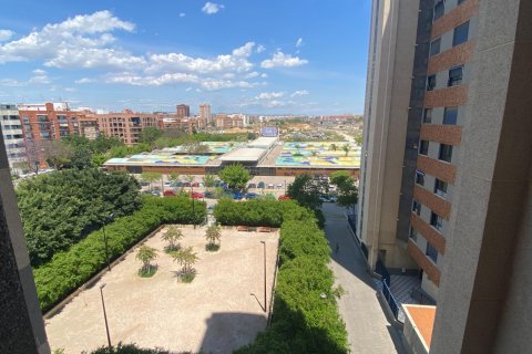 Wohnung in Valencia, Spanien 2 Schlafzimmer, 79 m2 Nr. 133562