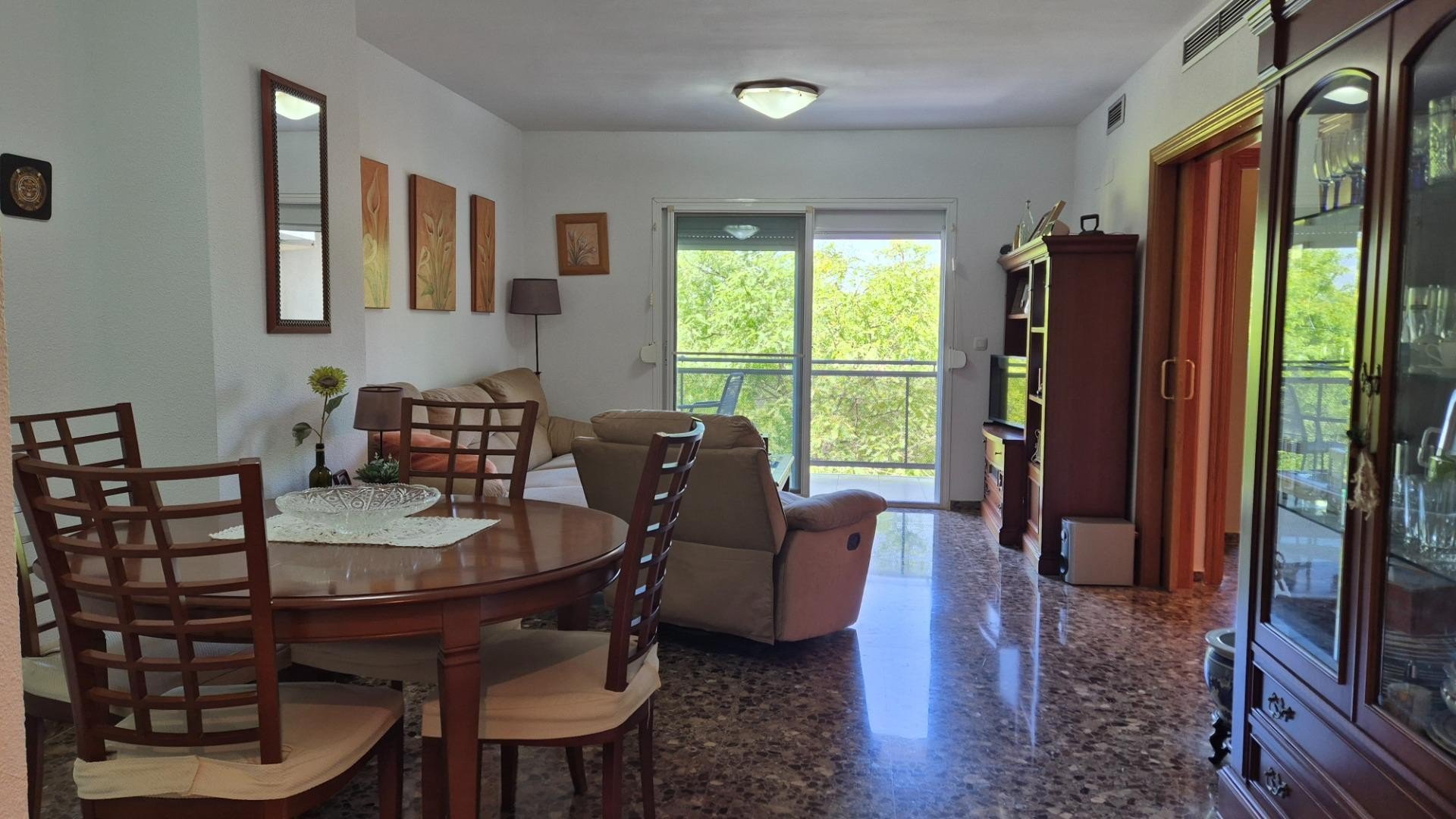 Wohnung in Valencia, Spanien 2 Schlafzimmer, 81 m2 Nr. 133561