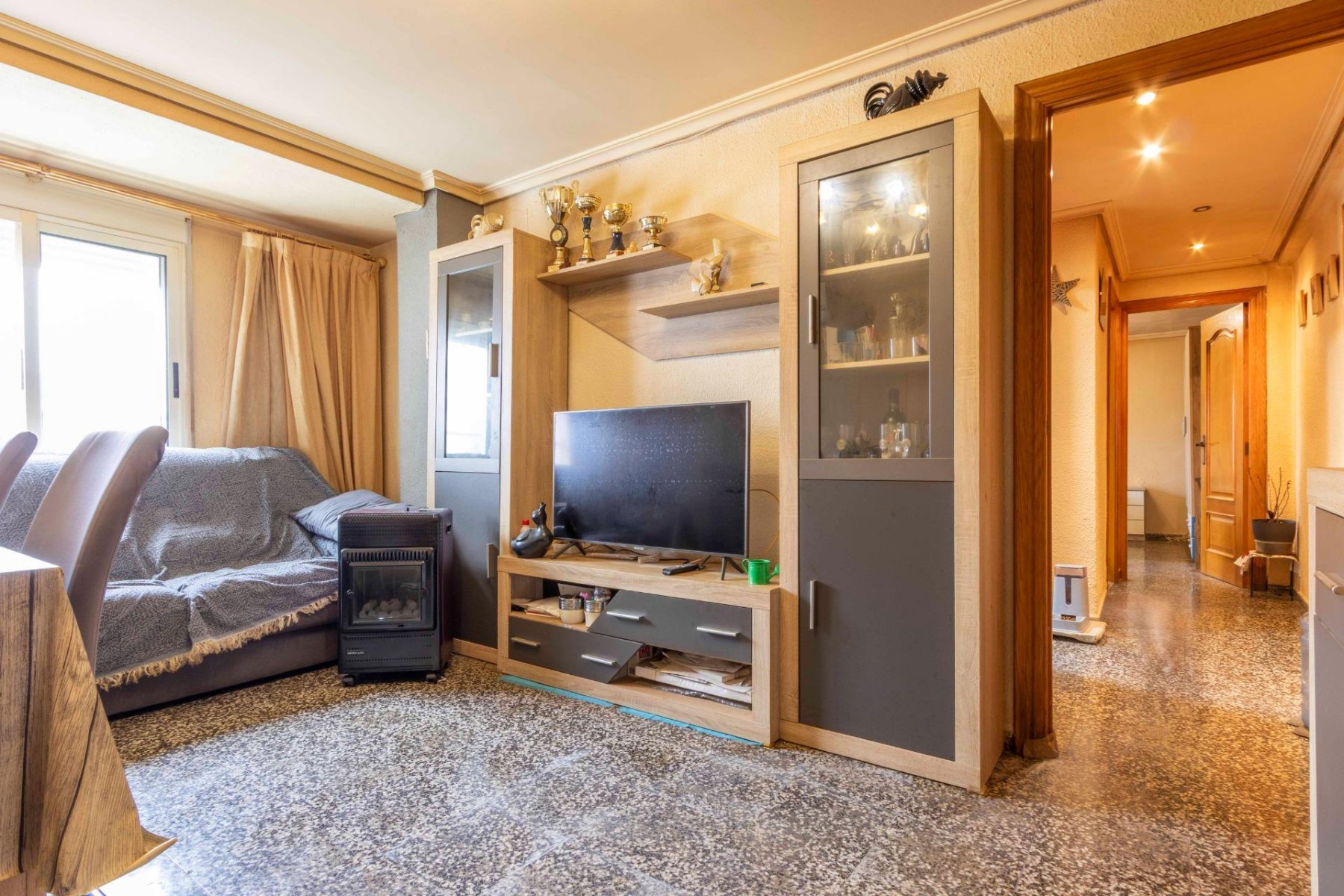 Apartment à Valencia, Espagne 3 chambres, 72 m2 No. 133560
