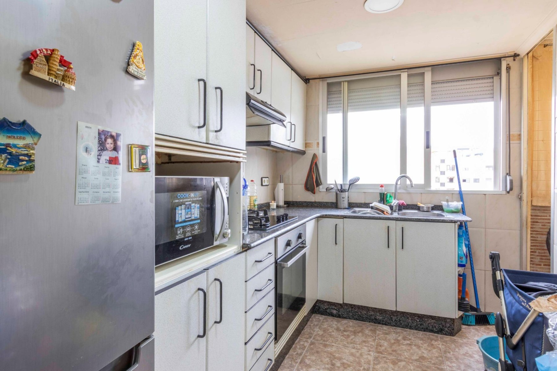 Apartment à Valencia, Espagne 3 chambres, 72 m2 No. 133560