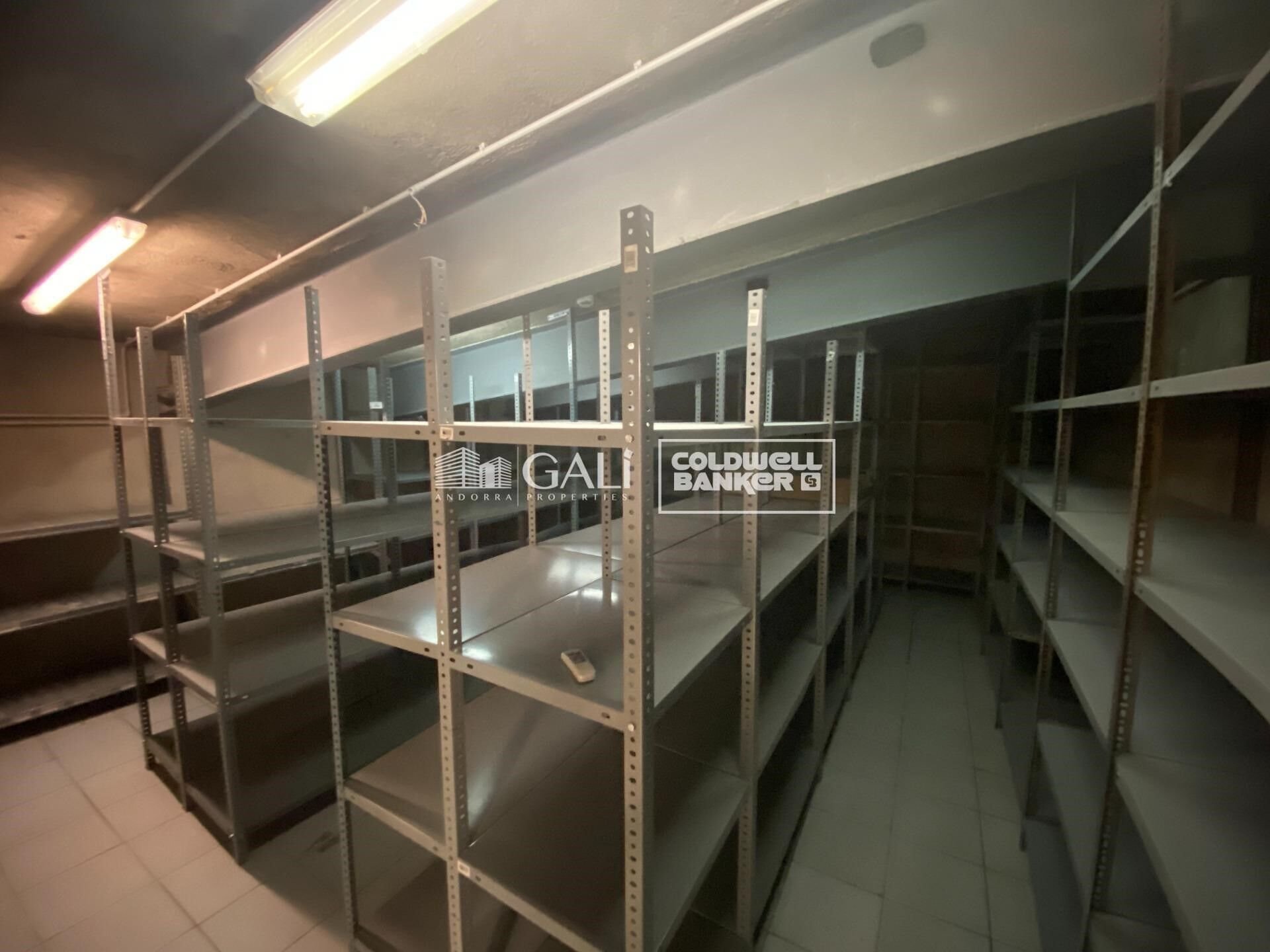 Коммерческая недвижимость в Андорра, Лерида, Испания 626м2 №179222