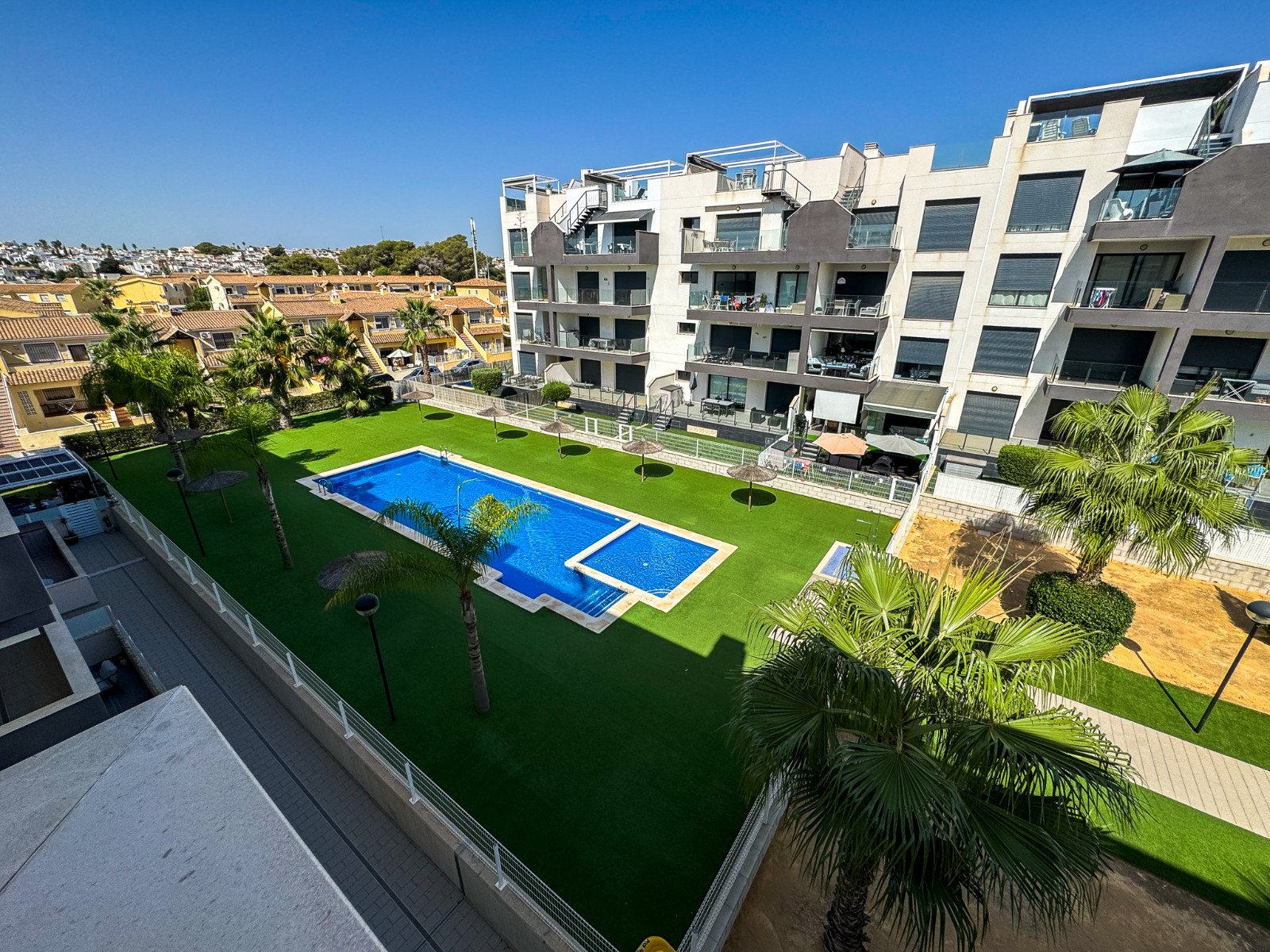 Wohnung in Alicante, Spanien 2 Schlafzimmer, 62 m2 Nr. 196436