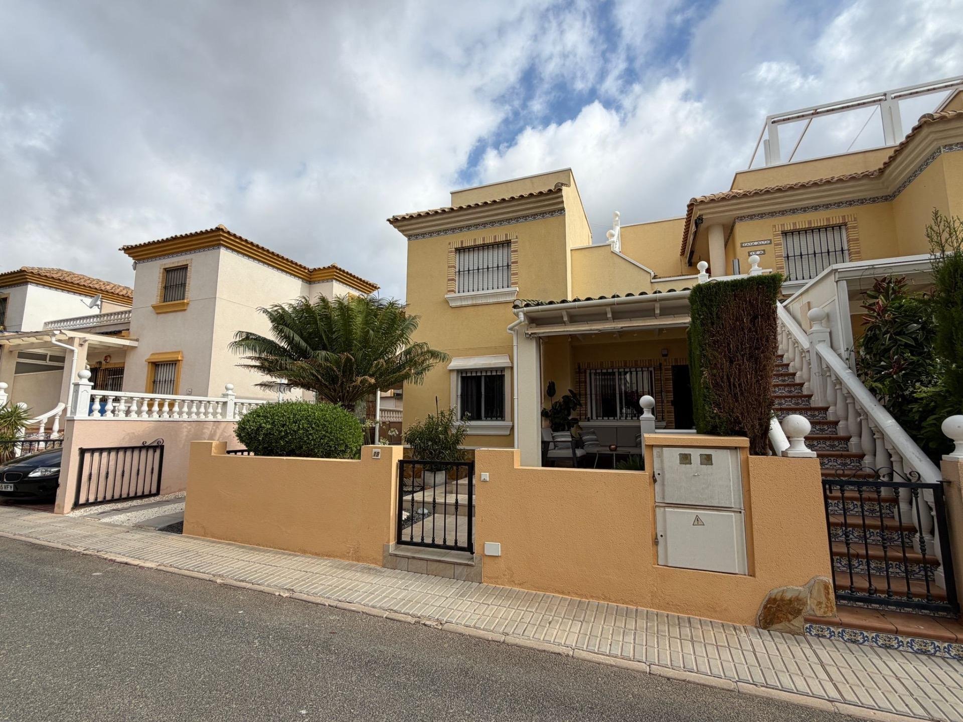 Bungalow en Los Dolses, Alicante, España 2 dormitorios, 60 m2 No. 196440