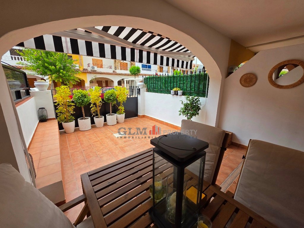 Huoneisto Los Alcazares, Murcia, Espanja 3 makuuhuonetta,  No. 193437