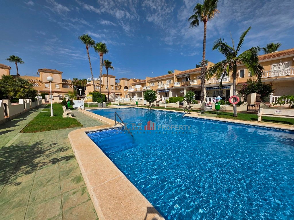 Huoneisto Los Alcazares, Murcia, Espanja 3 makuuhuonetta,  No. 193433