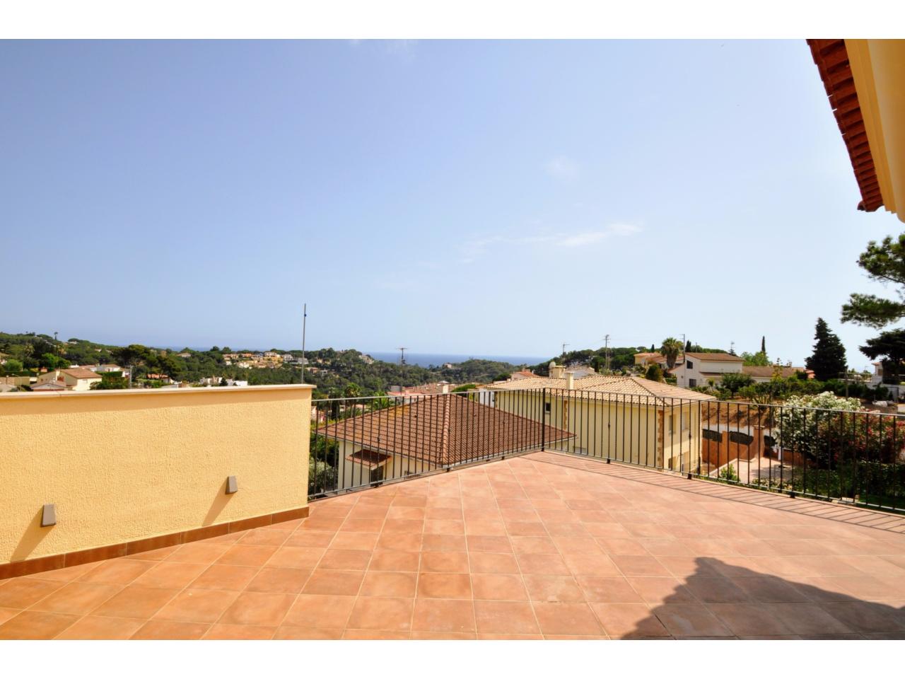 Dom w Lloret de Mar, Girona, Hiszpania 8 sypialni,  nr 140803