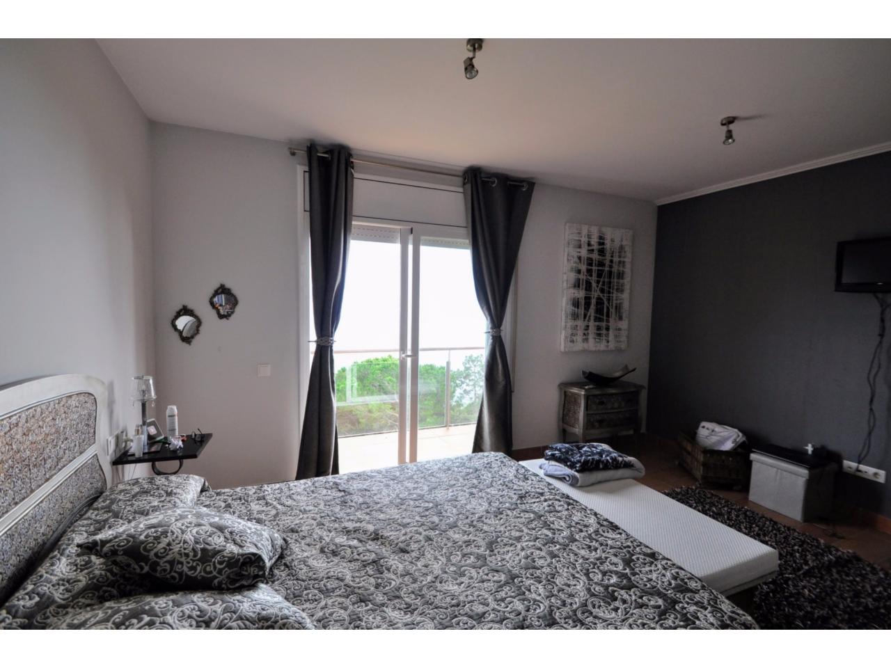 Dom w Lloret de Mar, Girona, Hiszpania 6 sypialni,  nr 140804