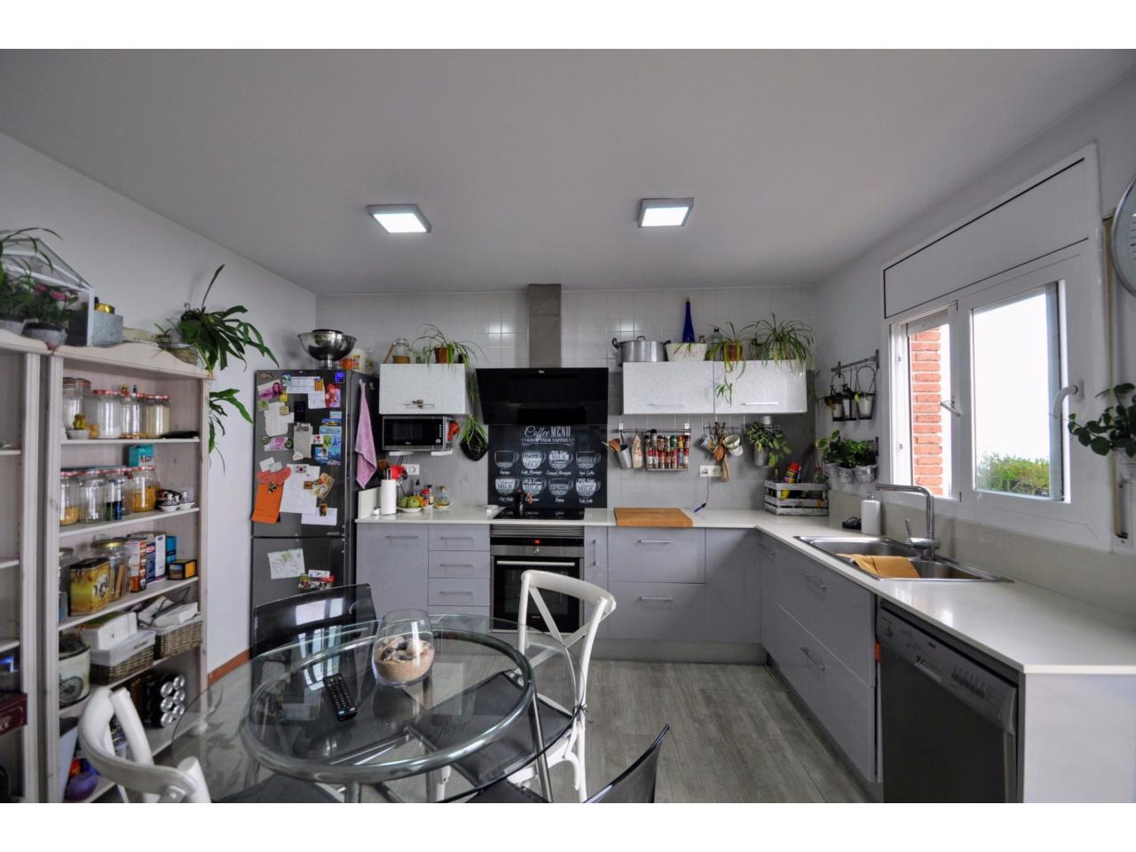 Dom w Lloret de Mar, Girona, Hiszpania 6 sypialni,  nr 140804
