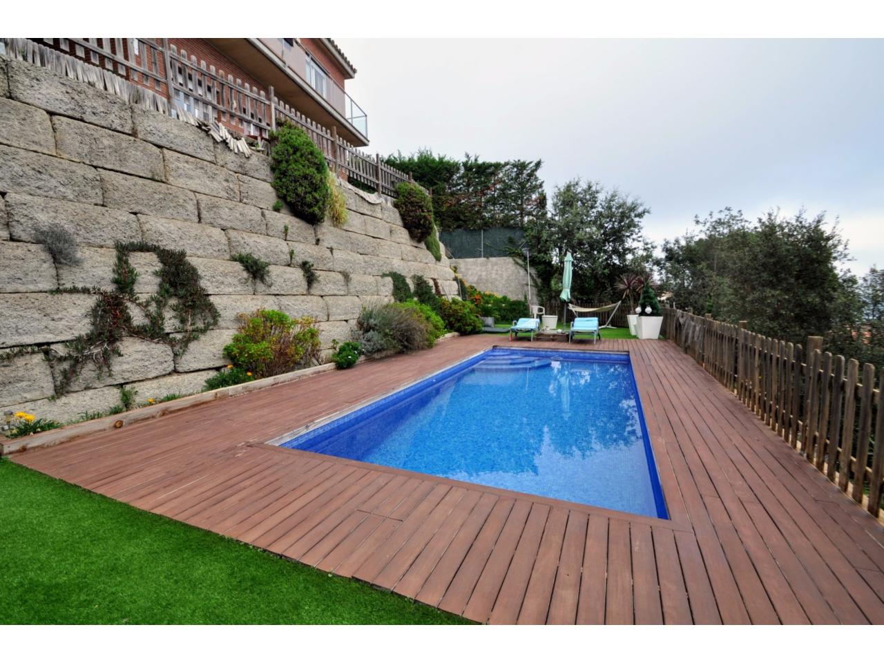 Dom w Lloret de Mar, Girona, Hiszpania 6 sypialni,  nr 140804