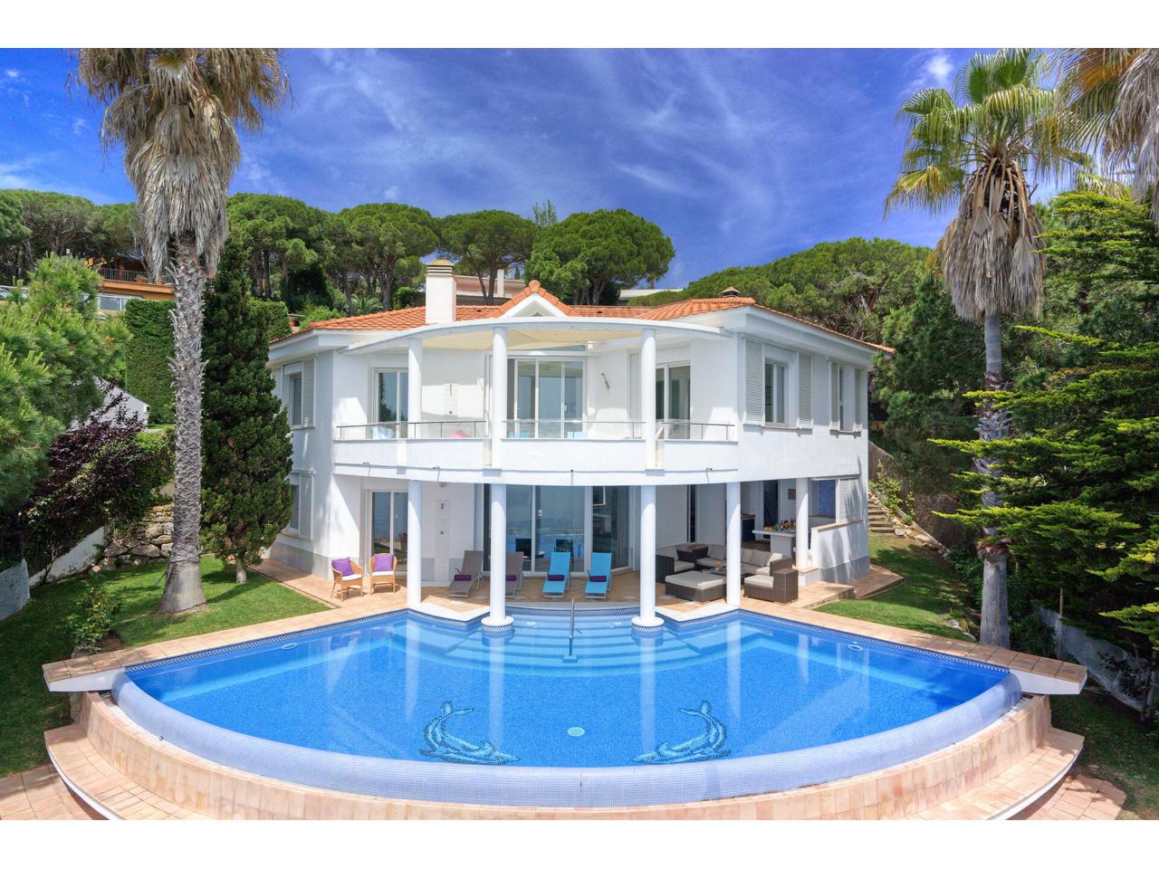 House in Lloret de Mar, Girona, Spanien 4 Schlafzimmer, 412 m2 Nr. 140800